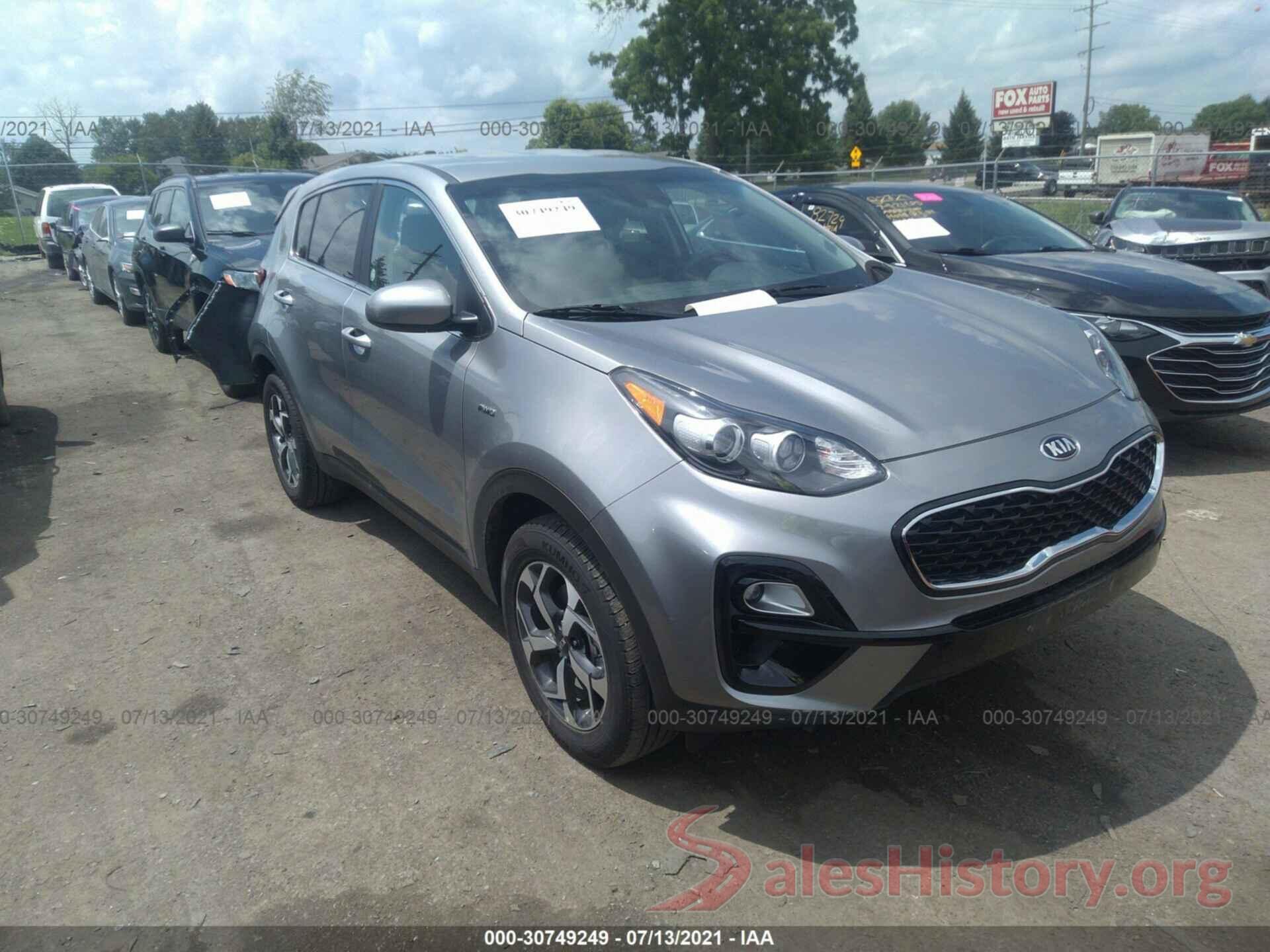 KNDPMCAC0M7945301 2021 KIA SPORTAGE