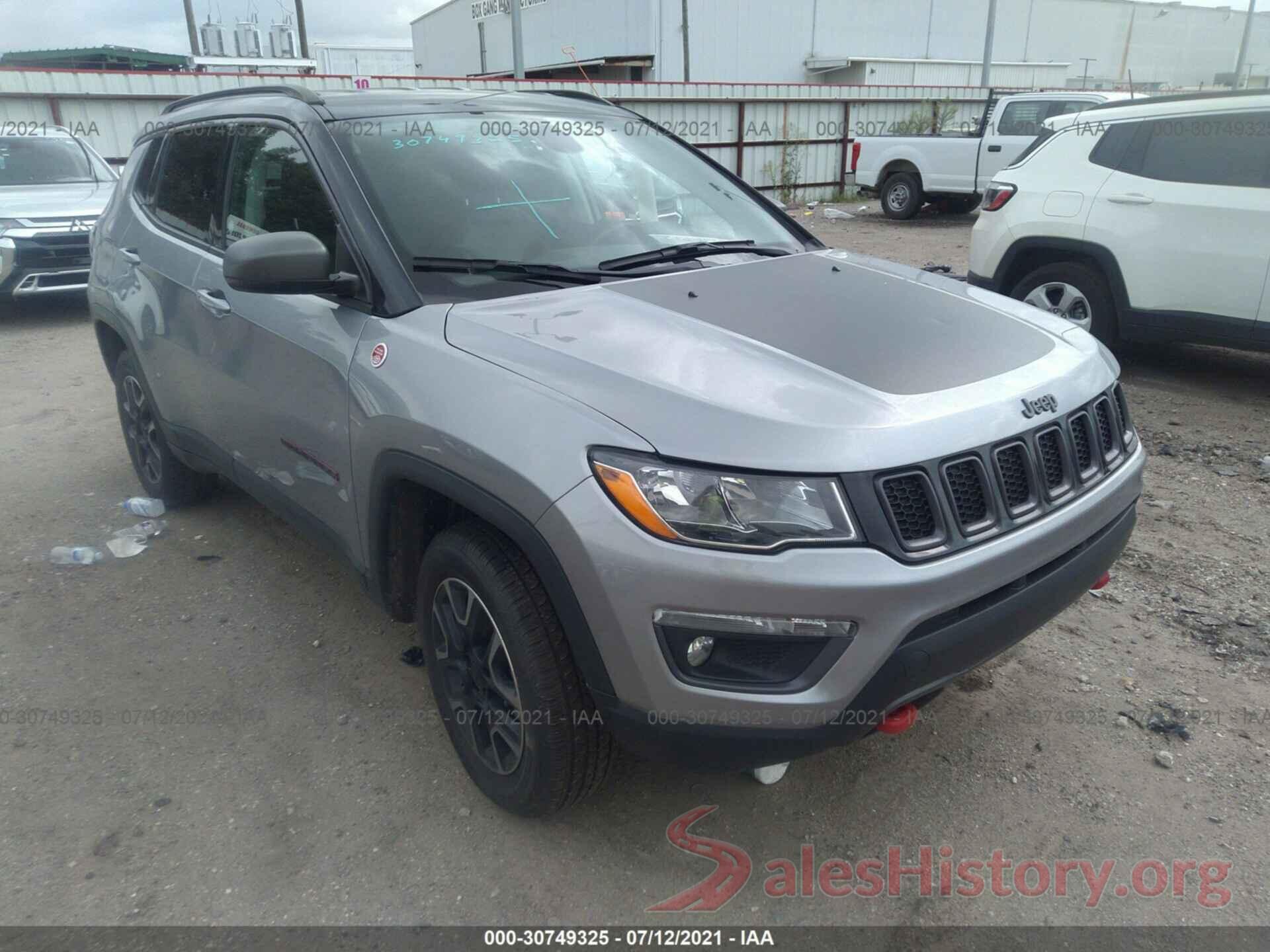 3C4NJDDBXKT622522 2019 JEEP COMPASS