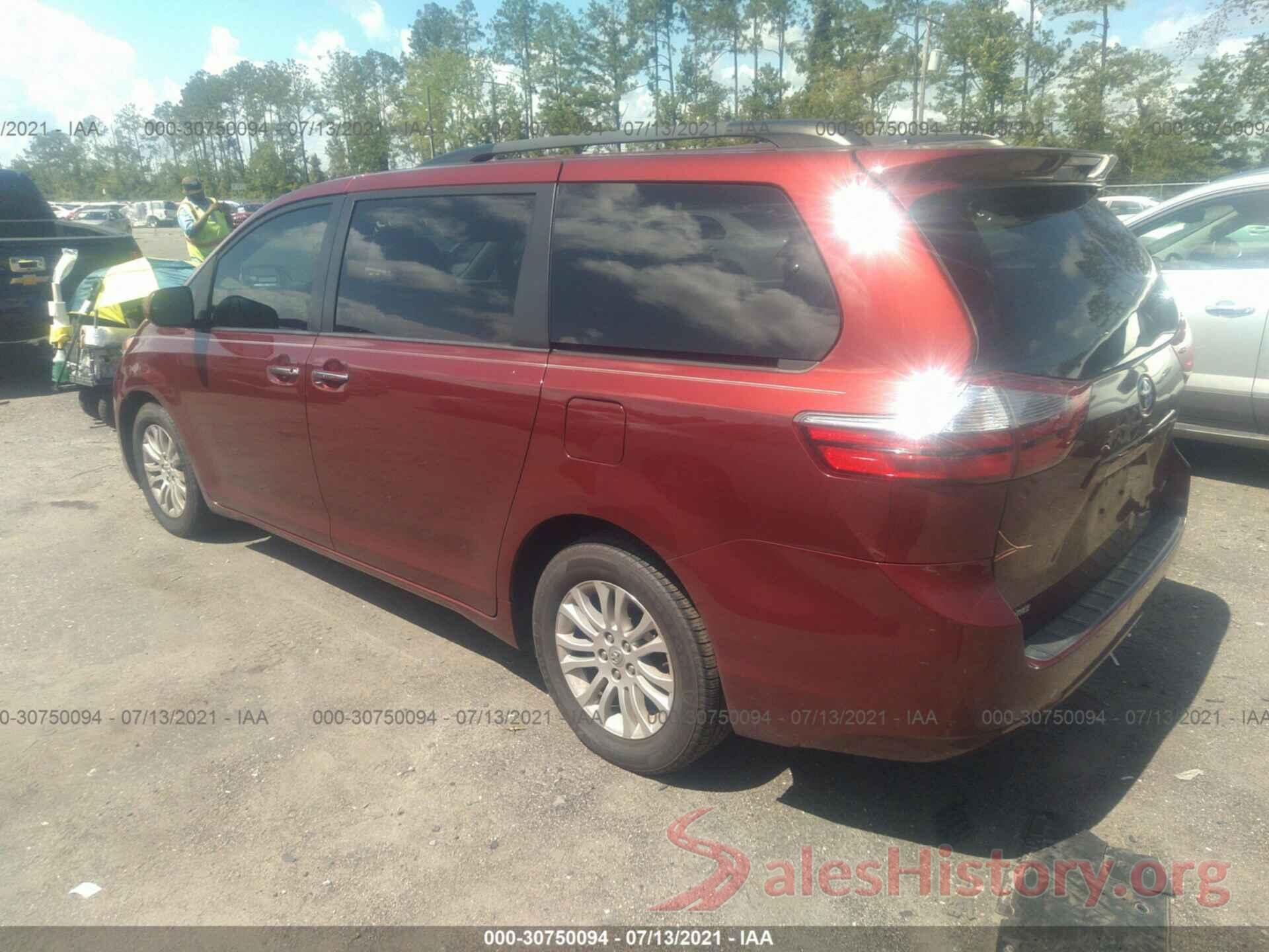 5TDYZ3DCXHS807519 2017 TOYOTA SIENNA