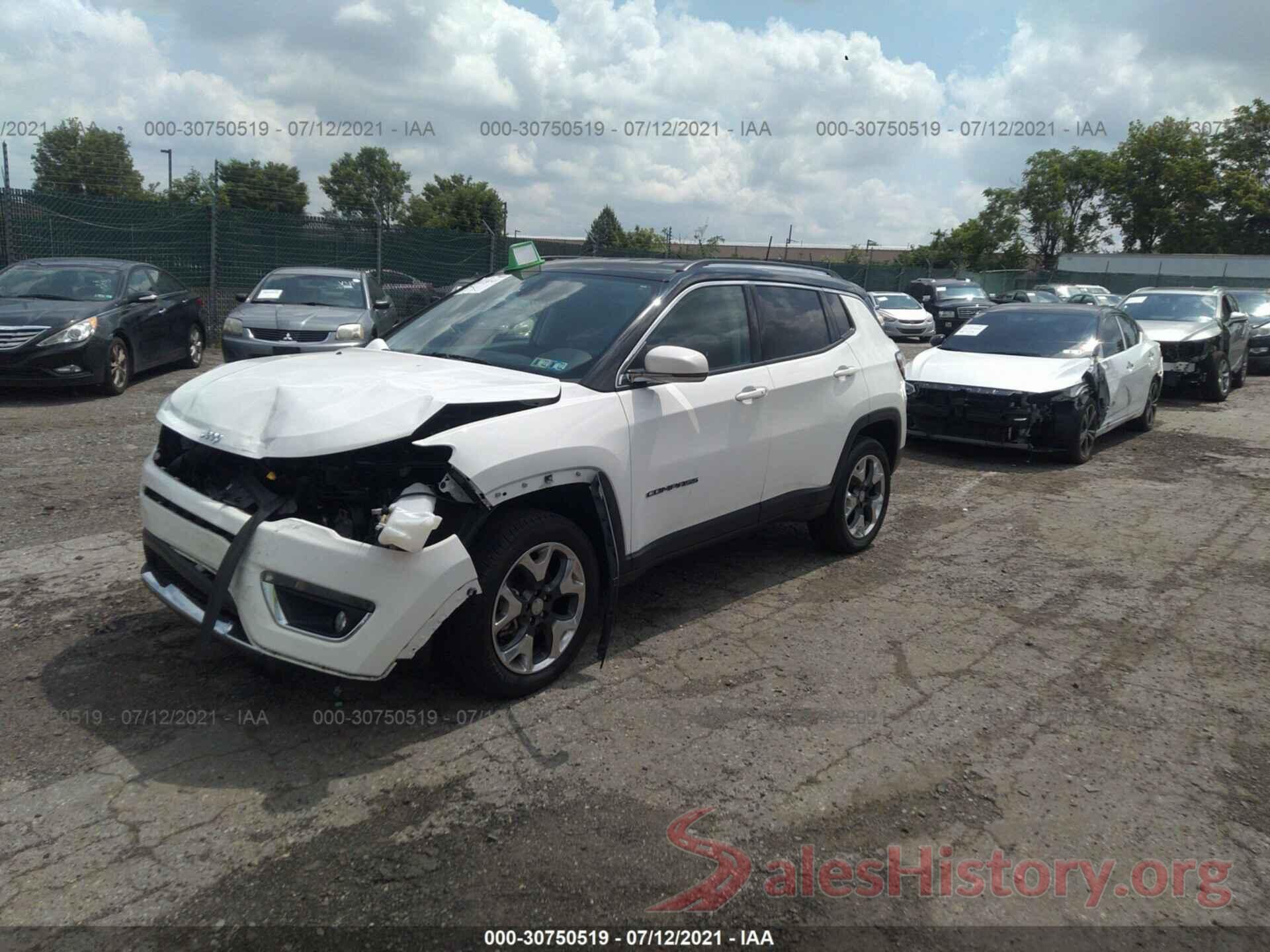 3C4NJDCB9JT210821 2018 JEEP COMPASS