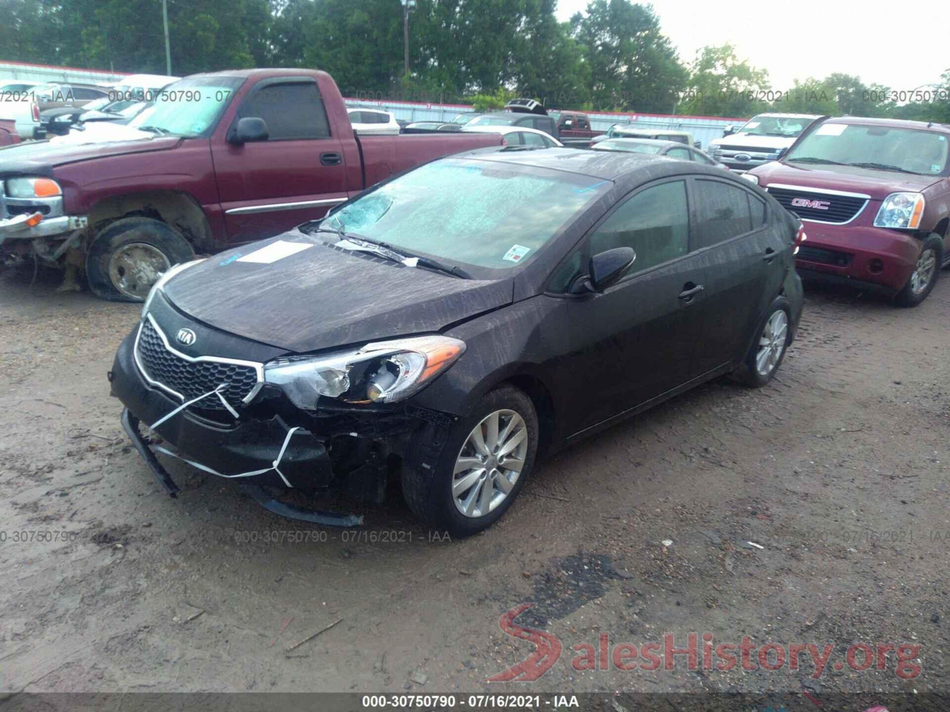 KNAFX4A6XG5576060 2016 KIA FORTE