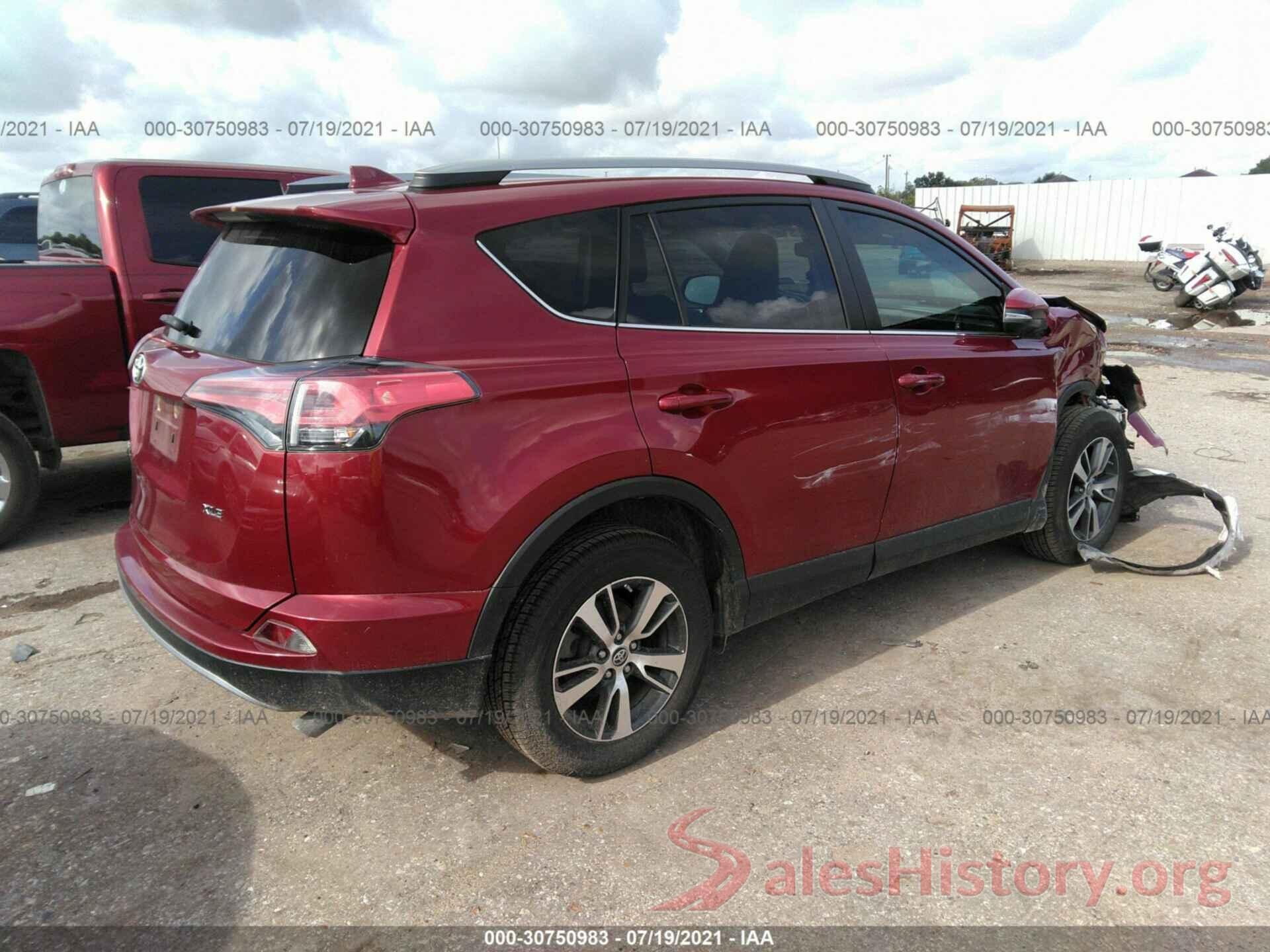 2T3WFREV5JW513890 2018 TOYOTA RAV4