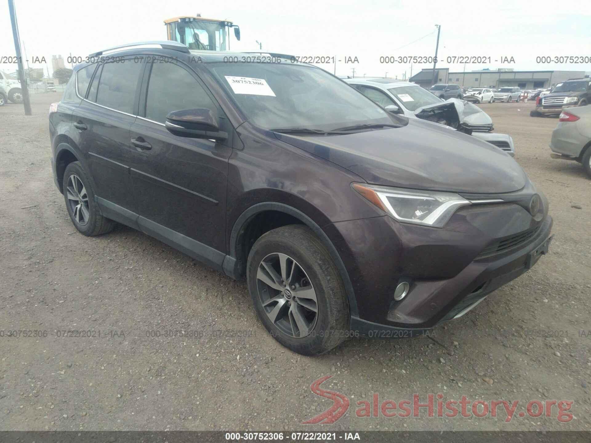 2T3WFREV4GW307940 2016 TOYOTA RAV4