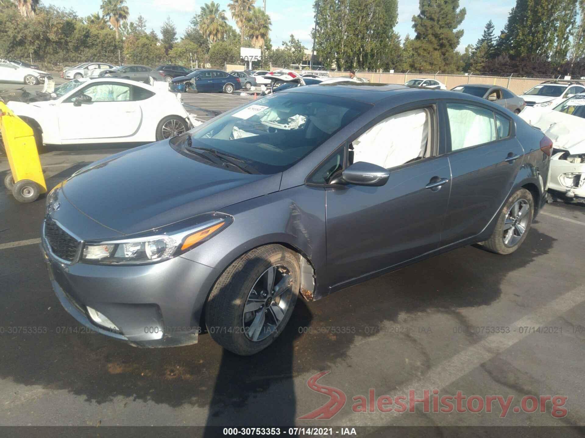 3KPFL4A71JE273011 2018 KIA FORTE