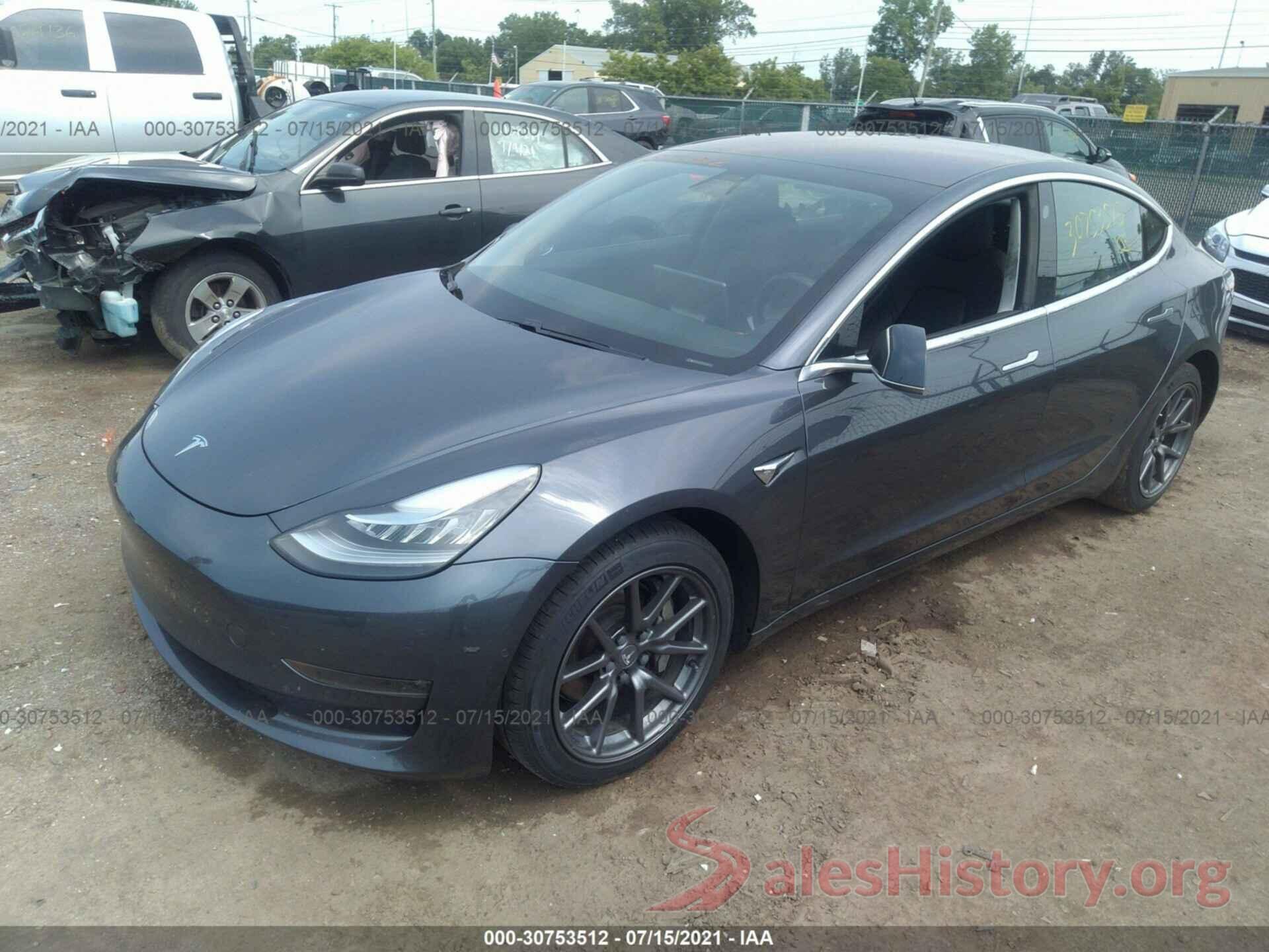 5YJ3E1EA0JF045061 2018 TESLA MODEL 3