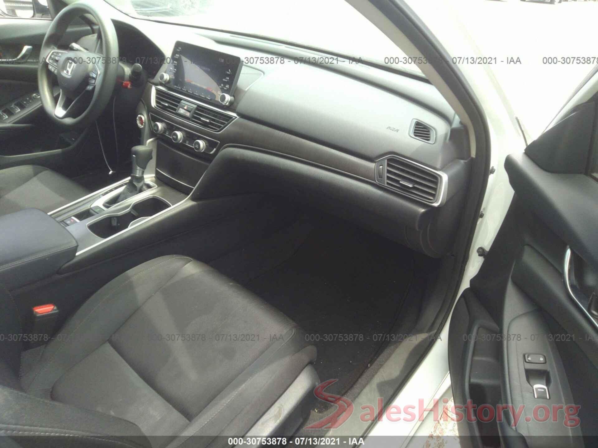 1HGCV1F19JA246496 2018 HONDA ACCORD SEDAN