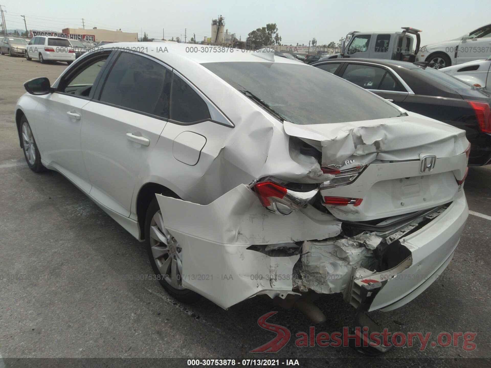 1HGCV1F19JA246496 2018 HONDA ACCORD SEDAN