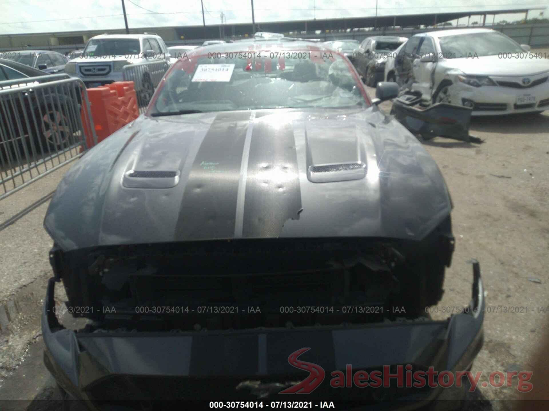 1FA6P8CF9J5175555 2018 FORD MUSTANG