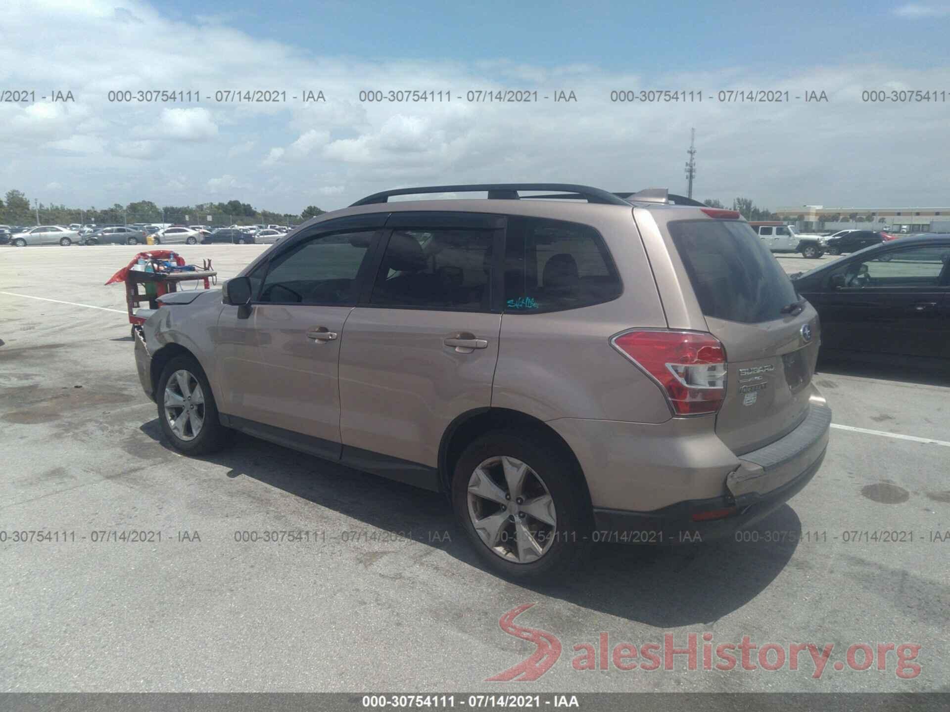 JF2SJADC9GG557380 2016 SUBARU FORESTER