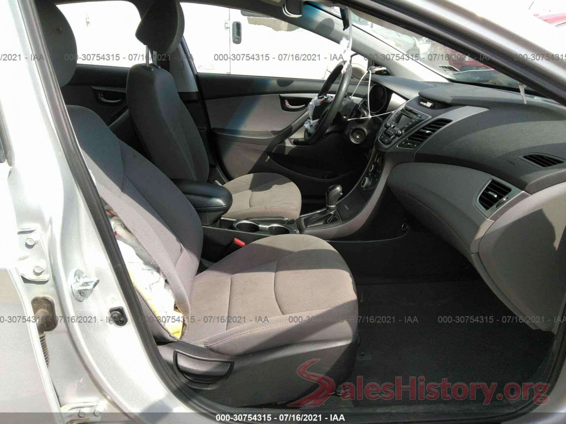 5NPDH4AE2GH684364 2016 HYUNDAI ELANTRA