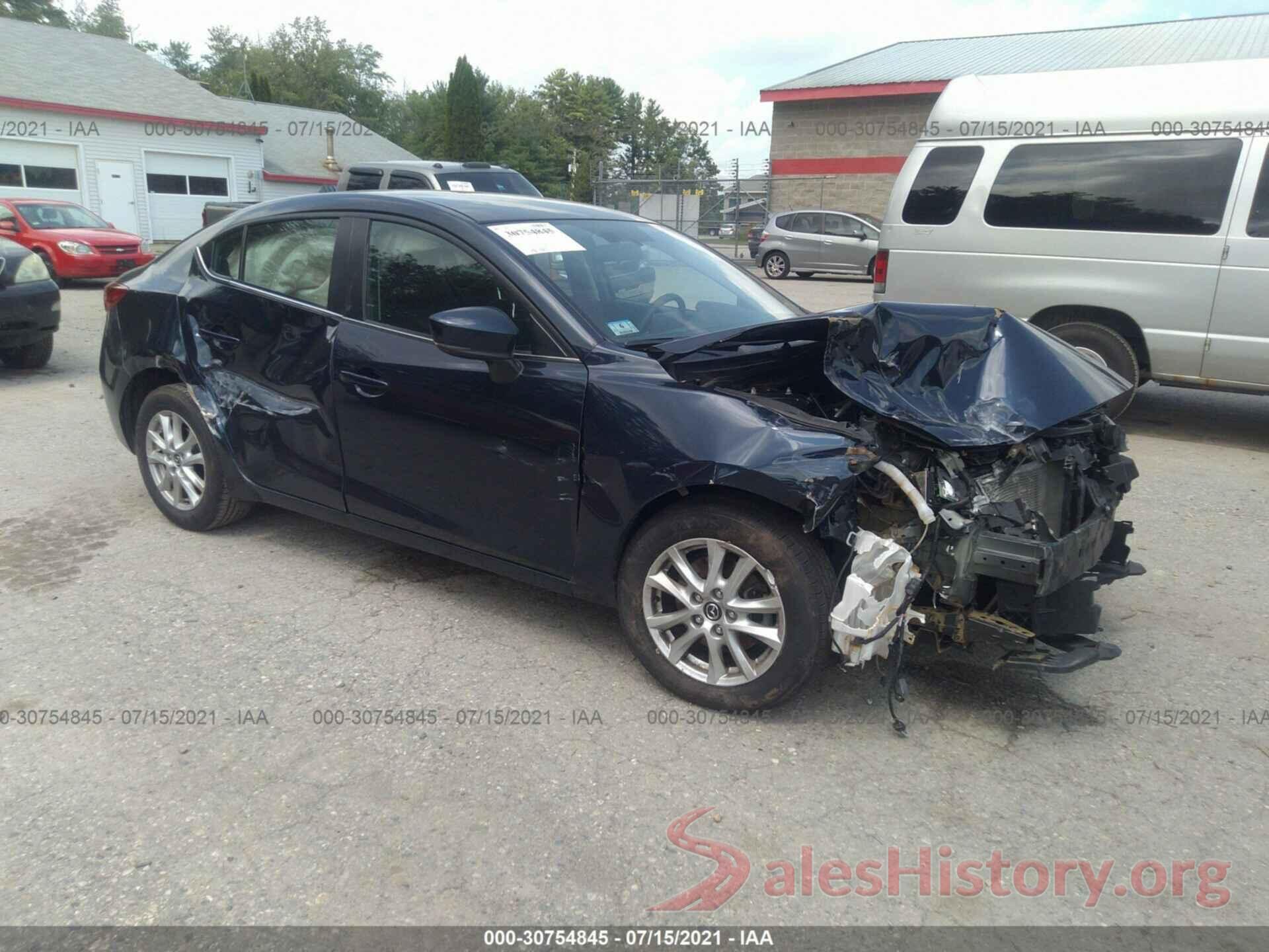 3MZBN1U74HM102964 2017 MAZDA MAZDA3 4-DOOR