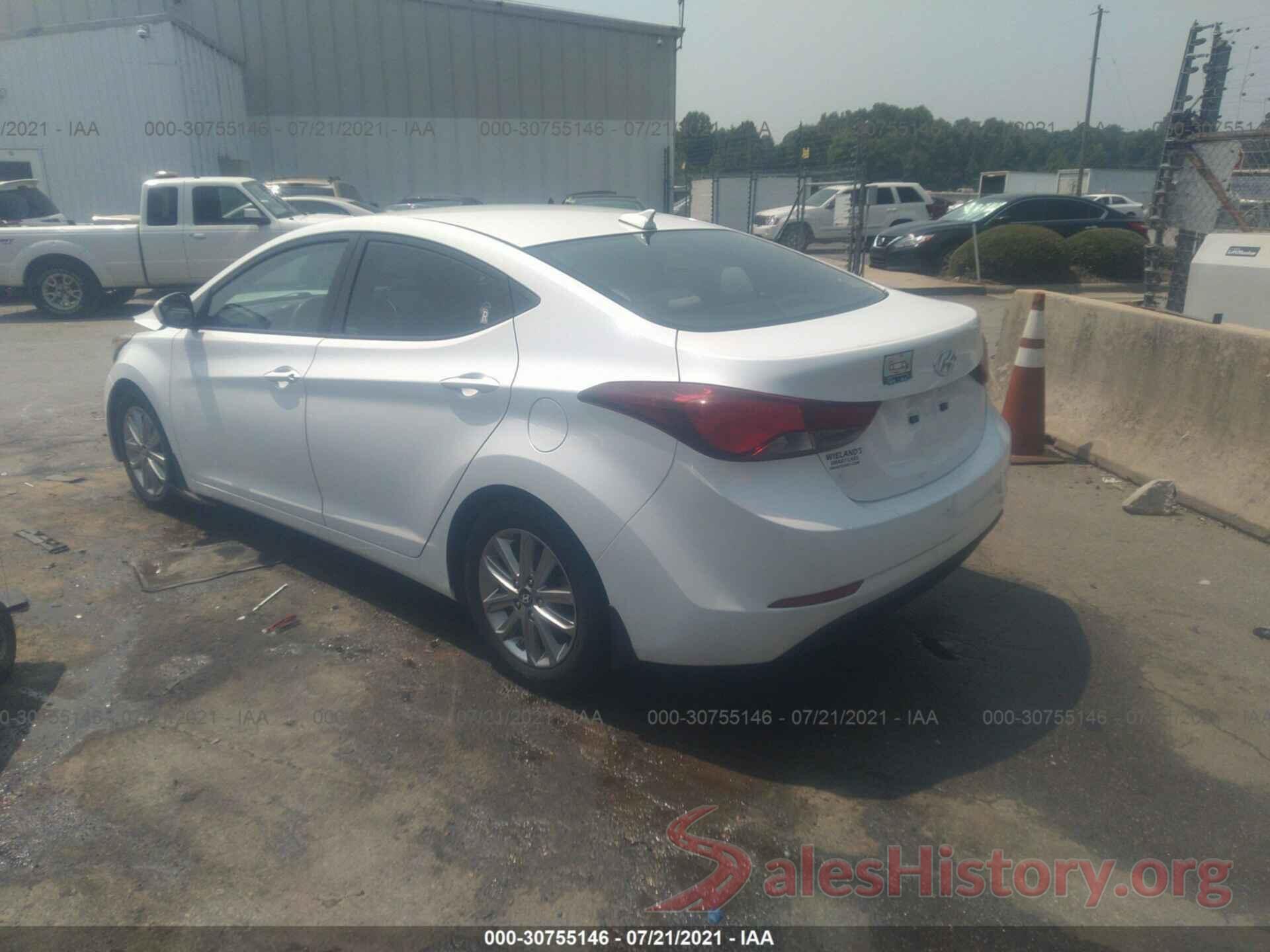 5NPDH4AE1GH729438 2016 HYUNDAI ELANTRA