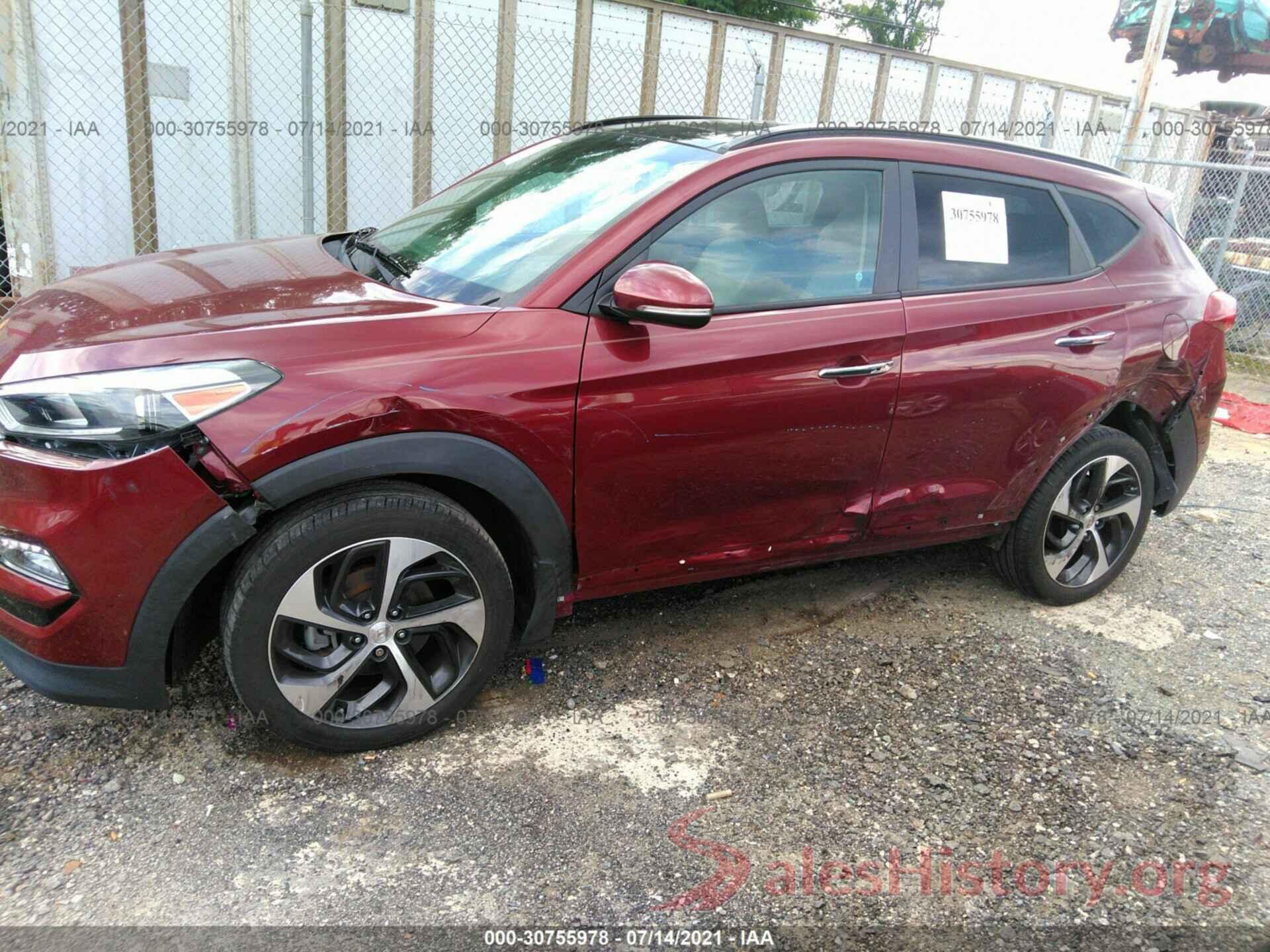 KM8J3CA25GU086871 2016 HYUNDAI TUCSON