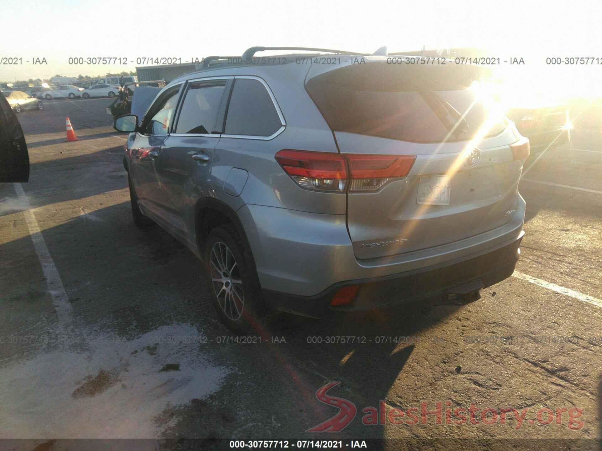 5TDJZRFH0JS869420 2018 TOYOTA HIGHLANDER