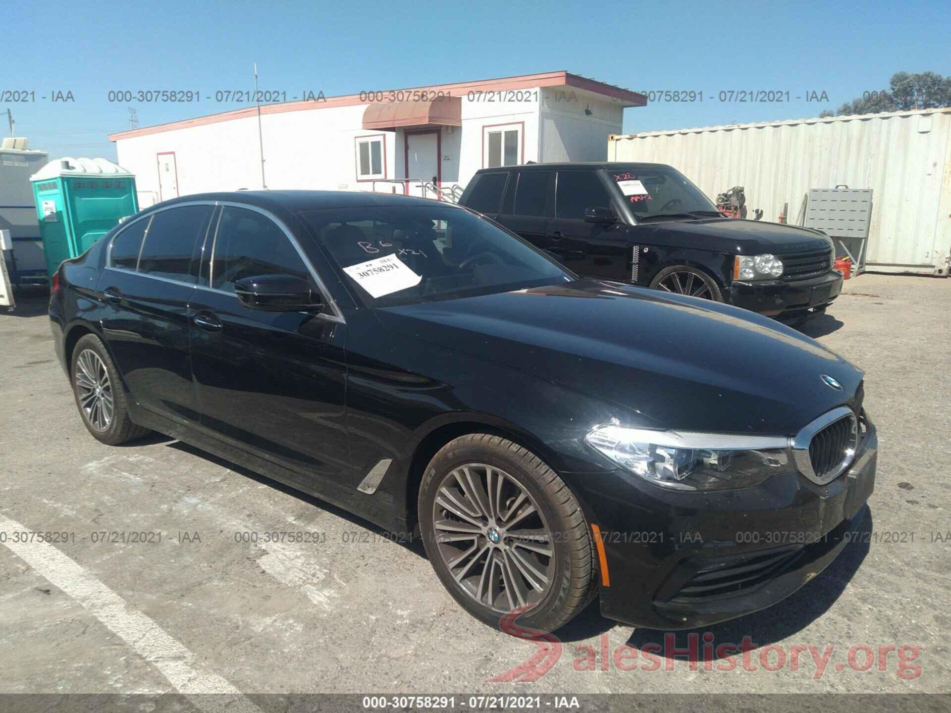 WBAJA5C5XJWA36444 2018 BMW 5 SERIES