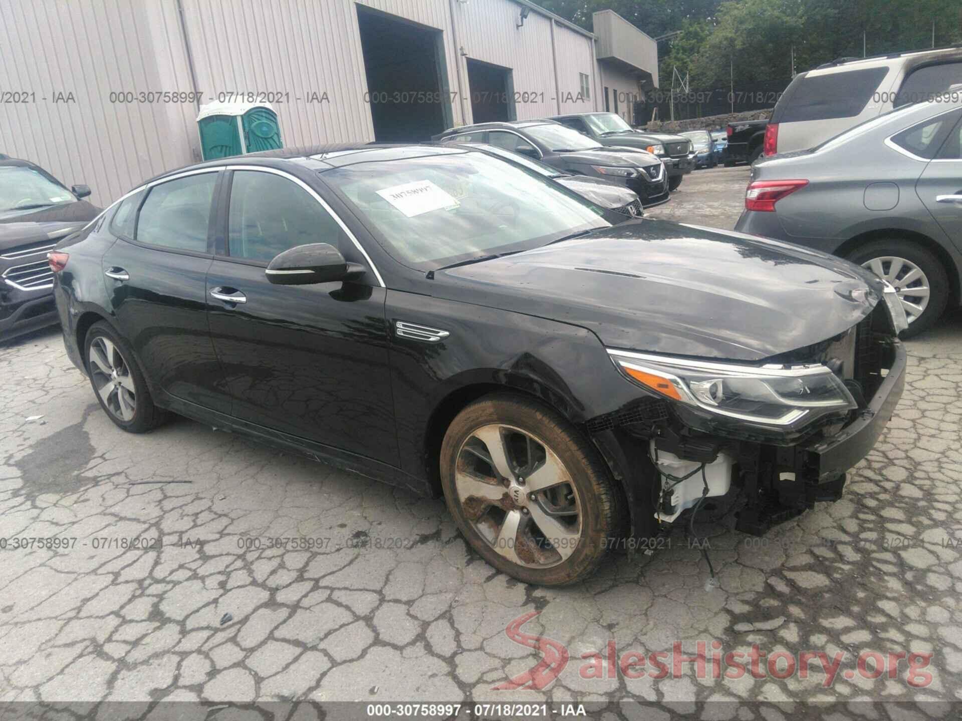 5XXGT4L34KG374132 2019 KIA OPTIMA