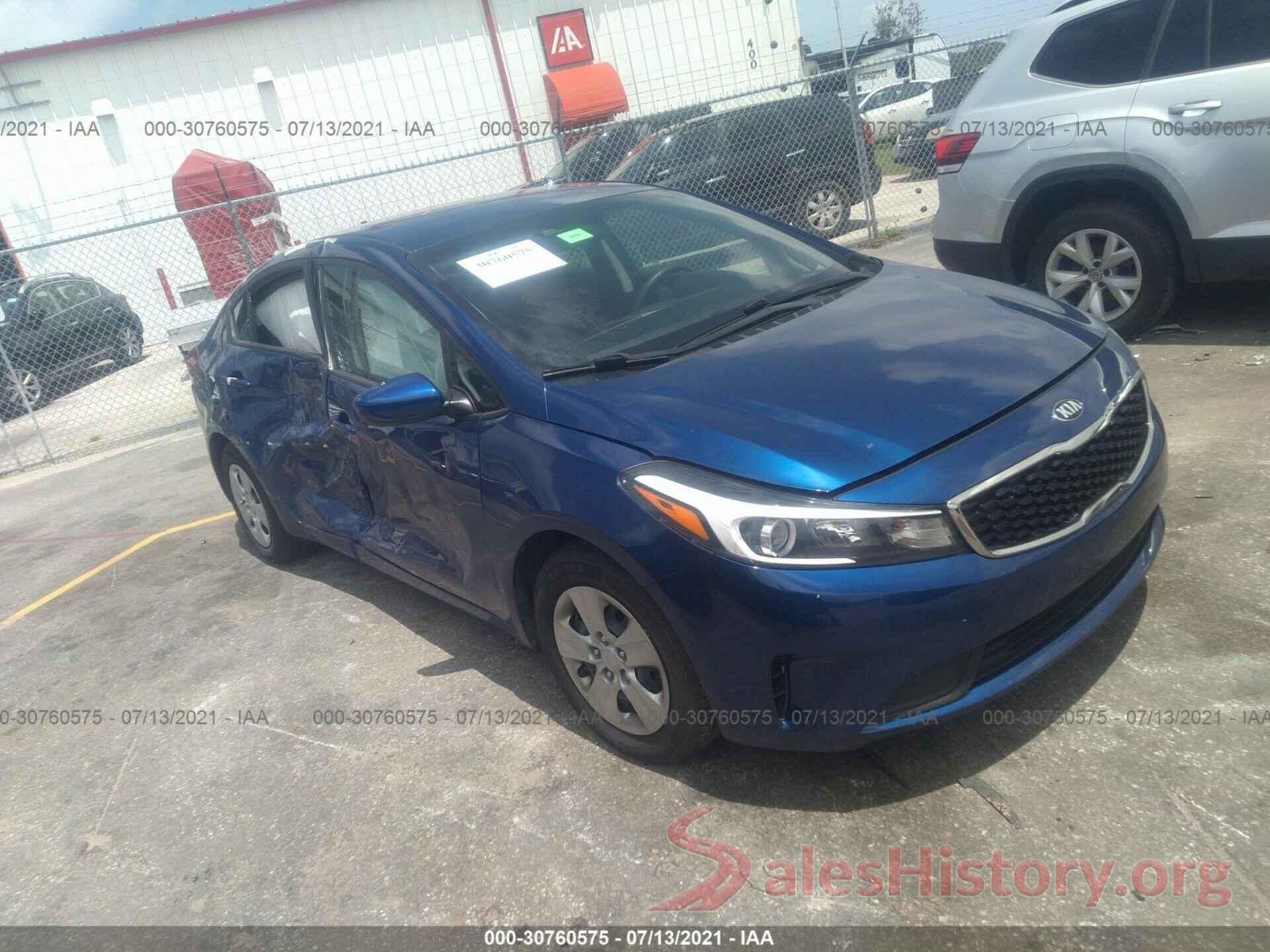 3KPFK4A77JE253672 2018 KIA FORTE