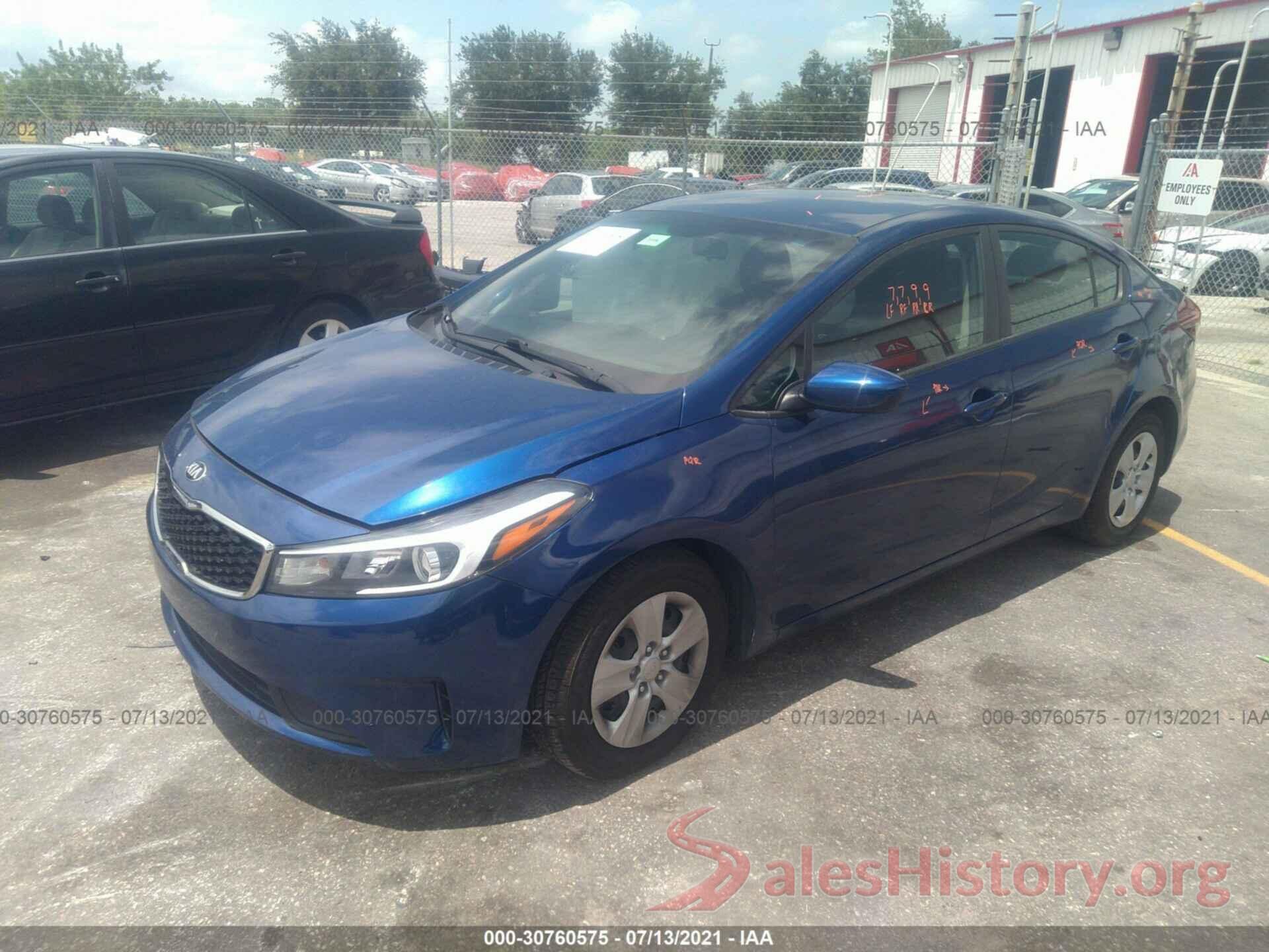 3KPFK4A77JE253672 2018 KIA FORTE