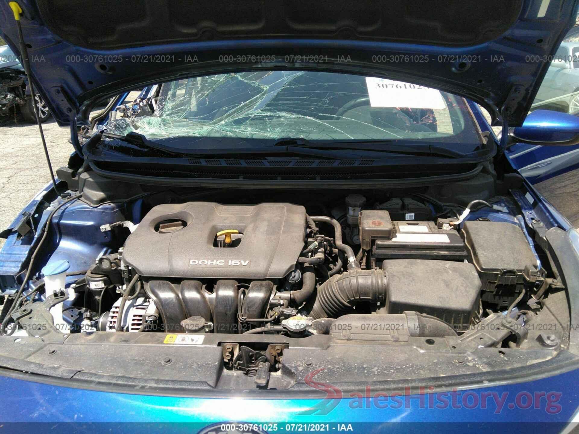 3KPFK4A77JE271606 2018 KIA FORTE