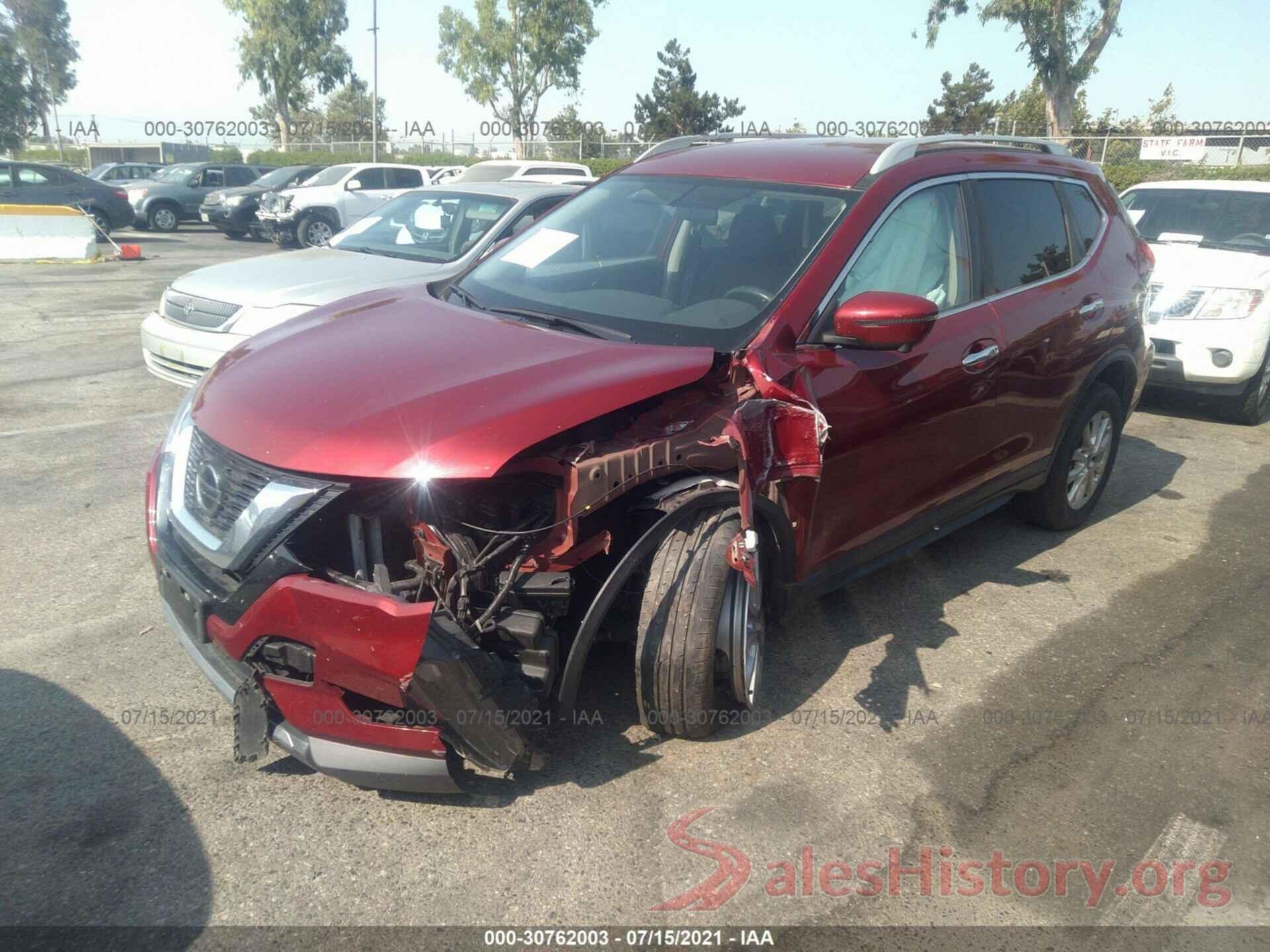 5N1AT2MV3JC808822 2018 NISSAN ROGUE