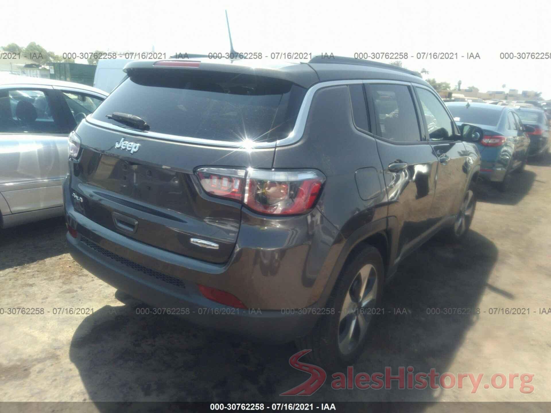 3C4NJDBB7JT175813 2018 JEEP COMPASS