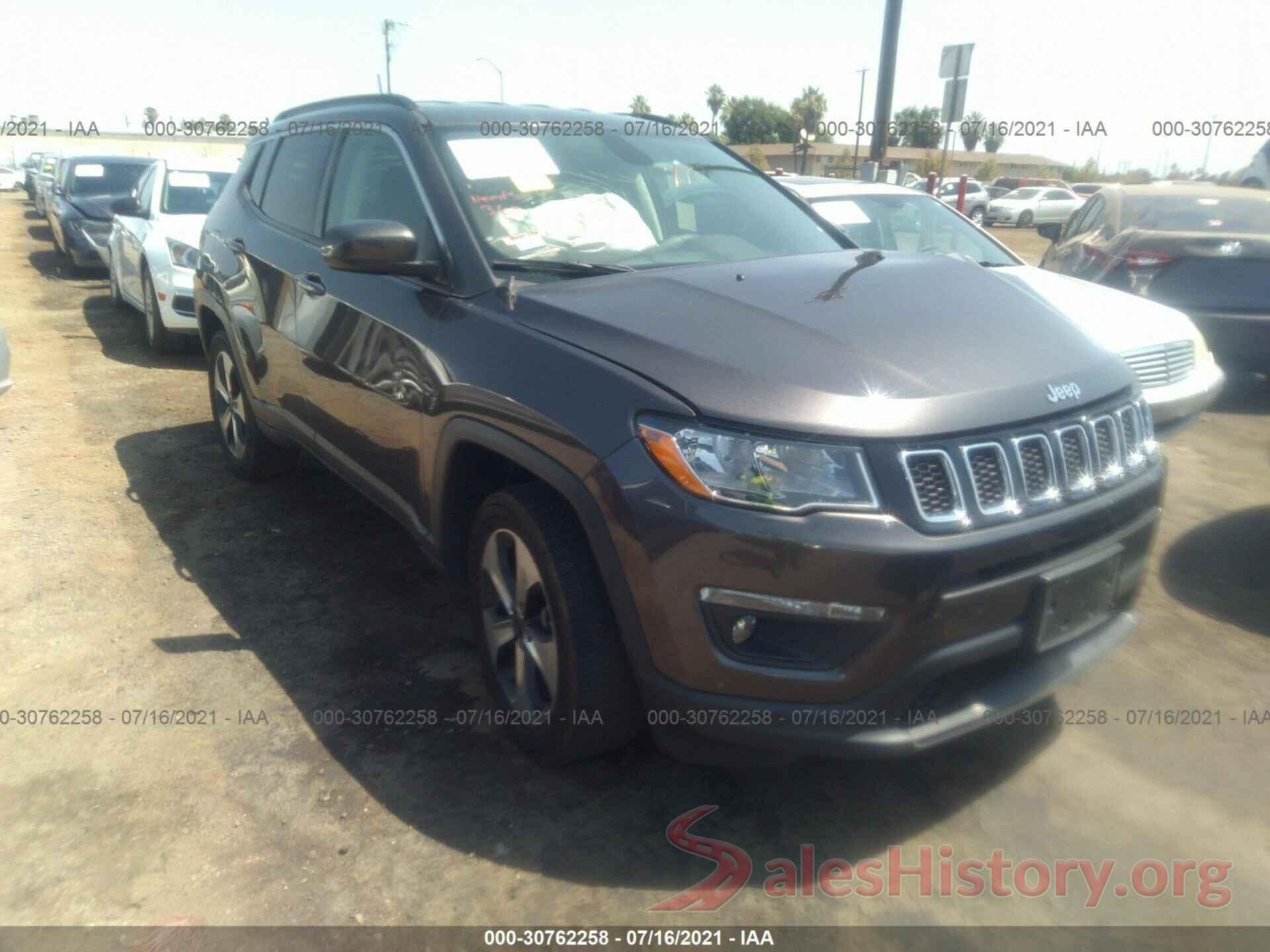 3C4NJDBB7JT175813 2018 JEEP COMPASS