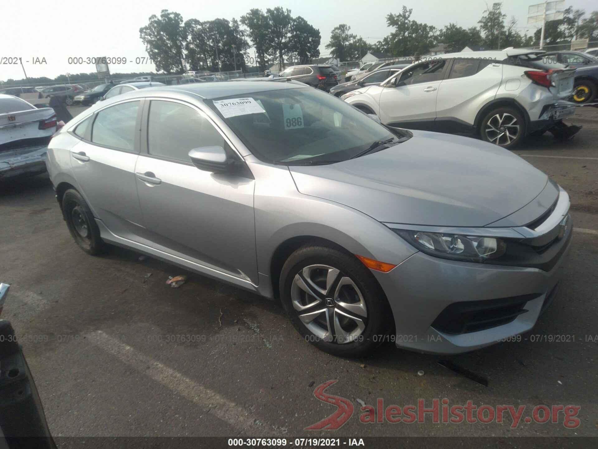 19XFC2F52JE205151 2018 HONDA CIVIC SEDAN