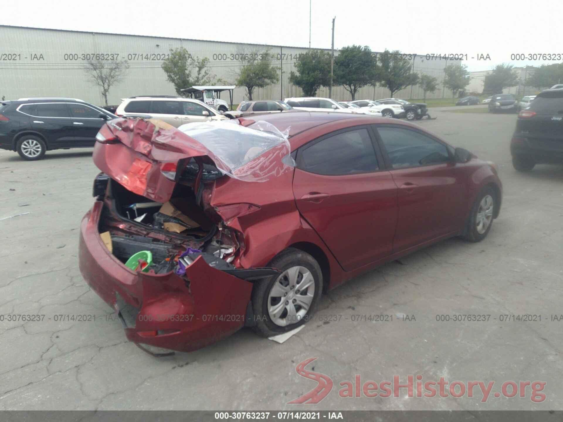 5NPDH4AE4GH746878 2016 HYUNDAI ELANTRA