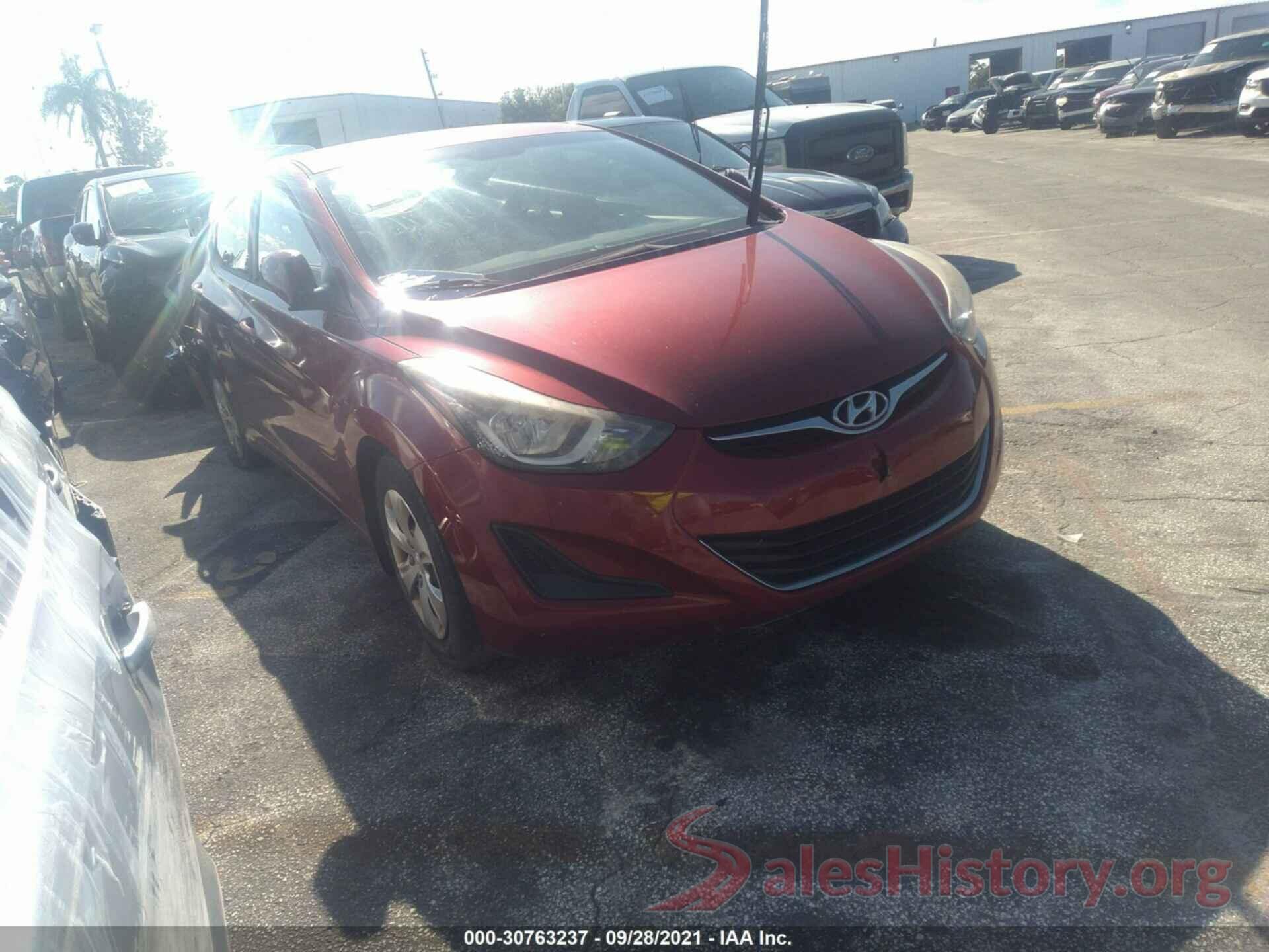 5NPDH4AE4GH746878 2016 HYUNDAI ELANTRA