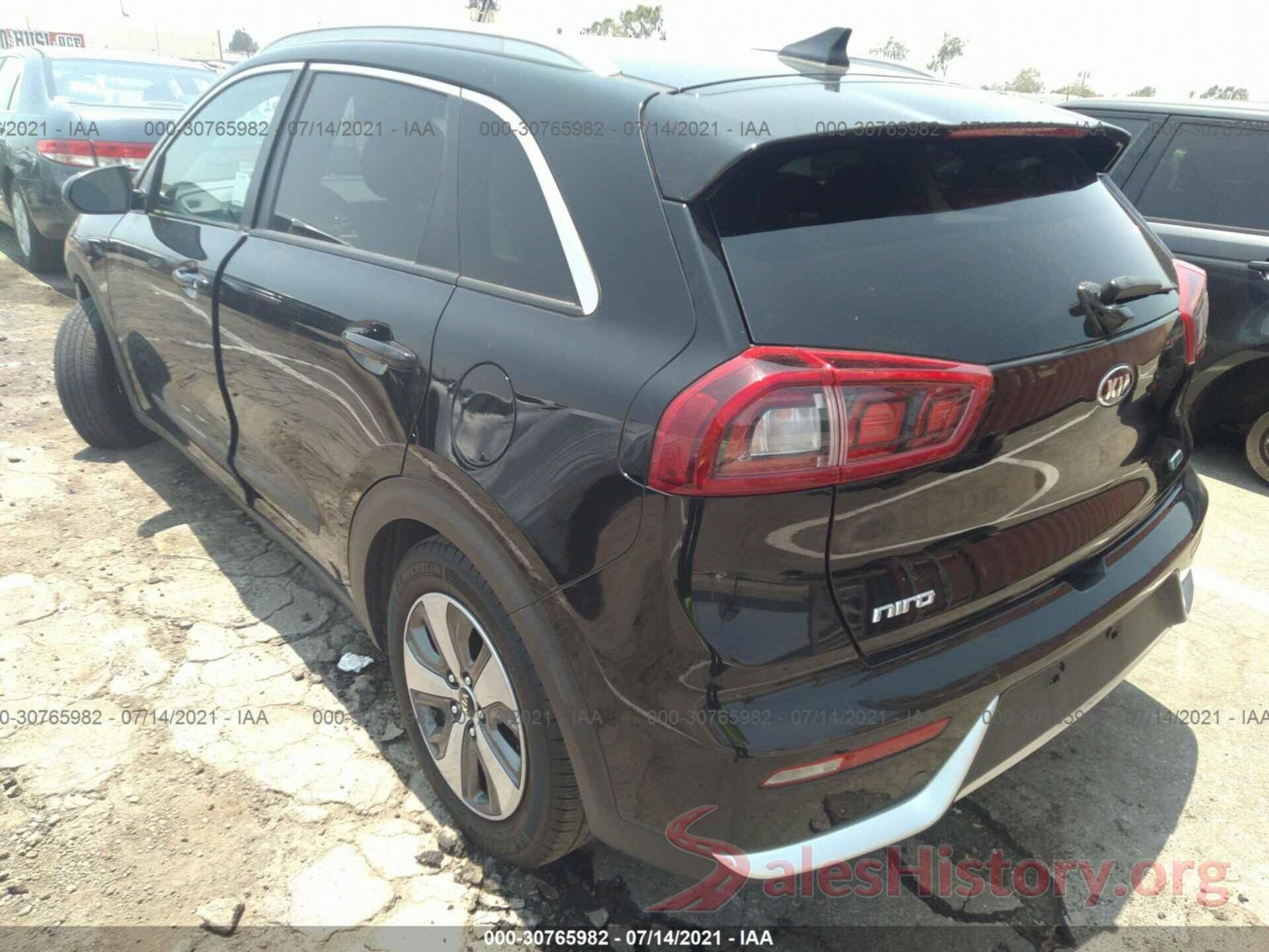 KNDCB3LC1K5301042 2019 KIA NIRO