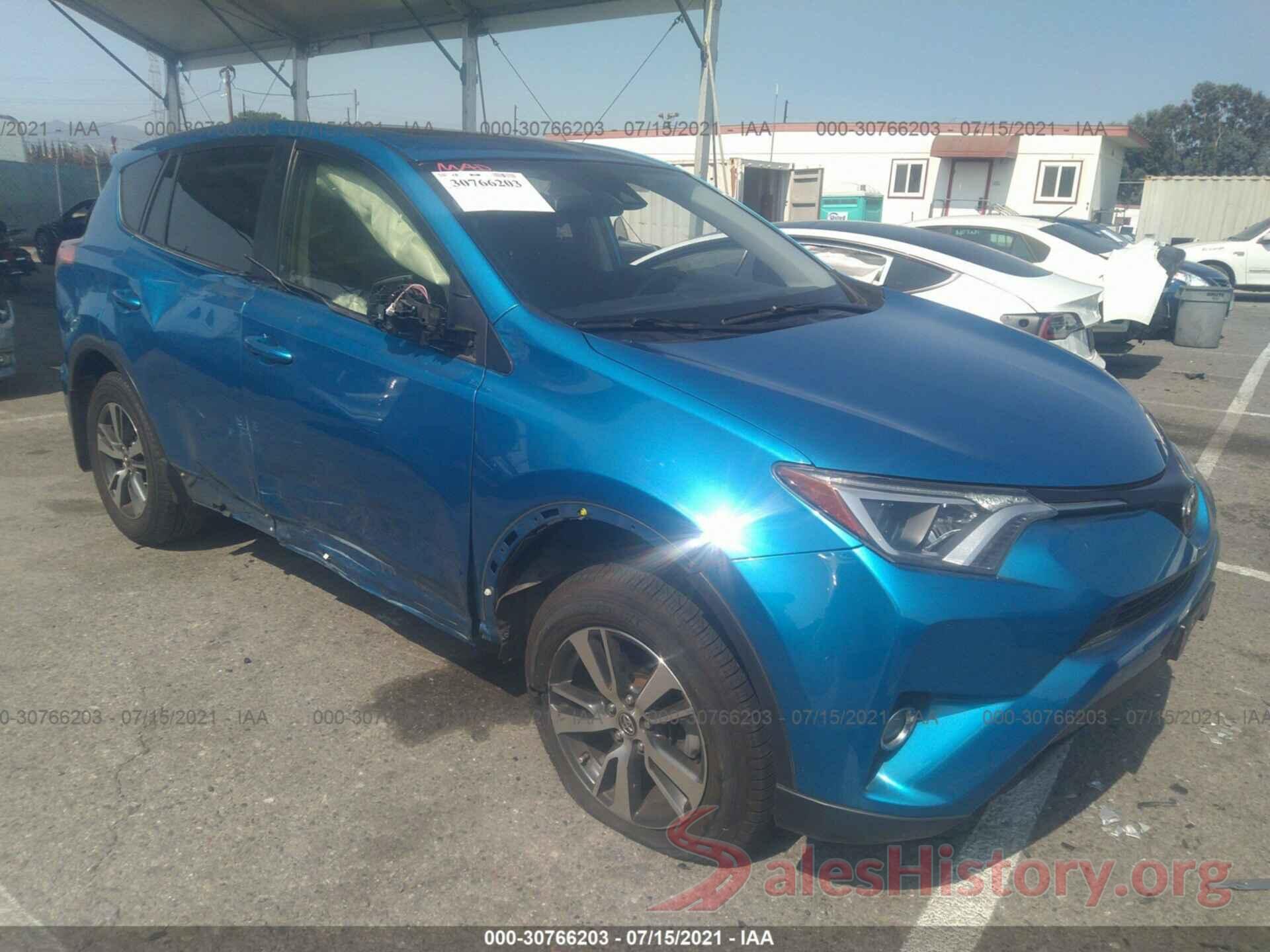 JTMWFREV7JJ192319 2018 TOYOTA RAV4