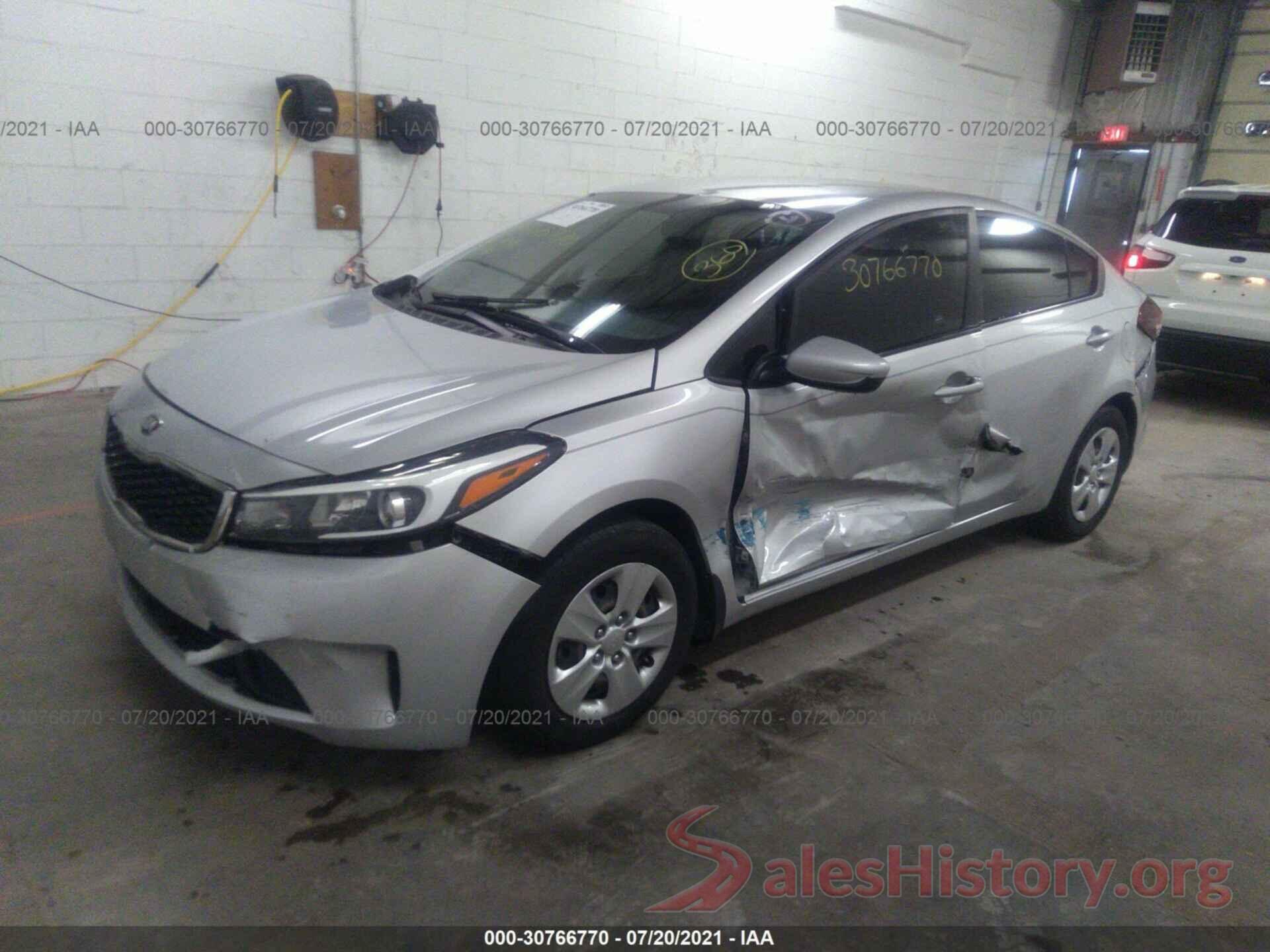 3KPFK4A74JE254276 2018 KIA FORTE