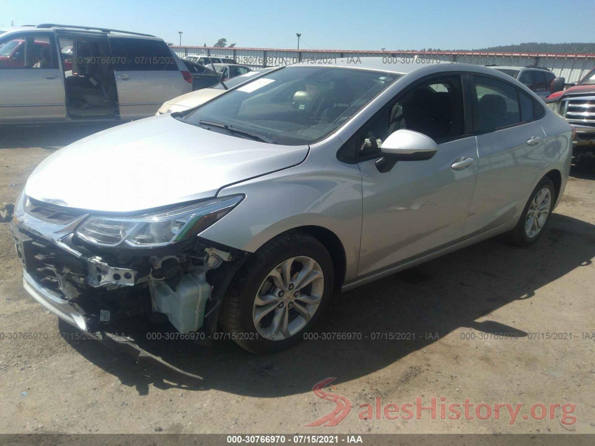 1G1BC5SM5K7129657 2019 CHEVROLET CRUZE