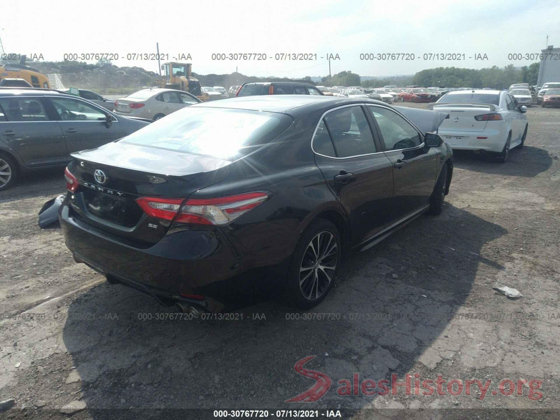 4T1B11HK4JU081169 2018 TOYOTA CAMRY