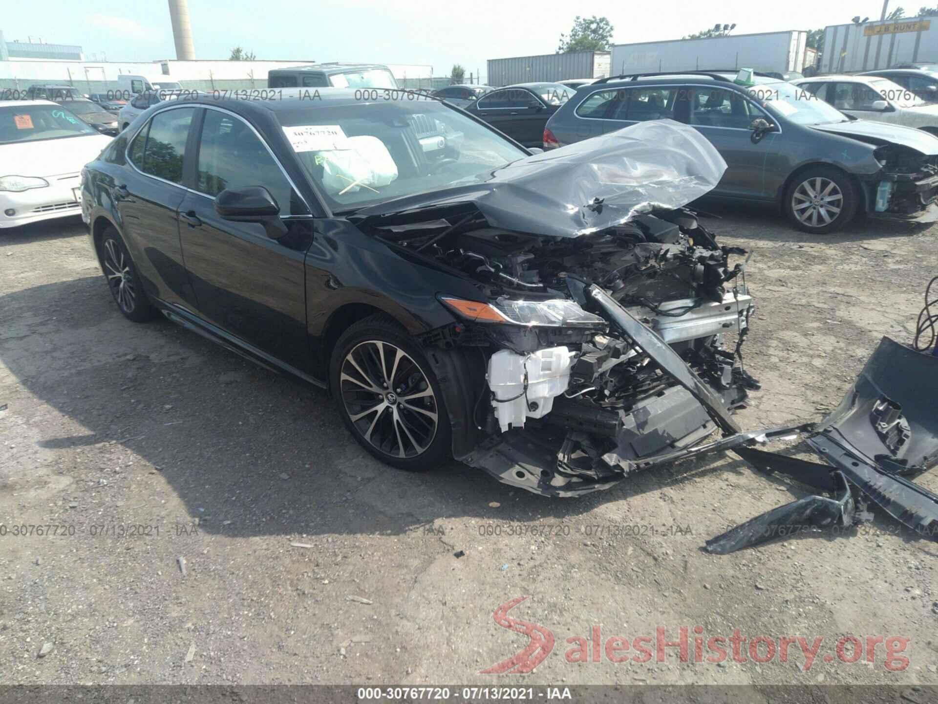 4T1B11HK4JU081169 2018 TOYOTA CAMRY