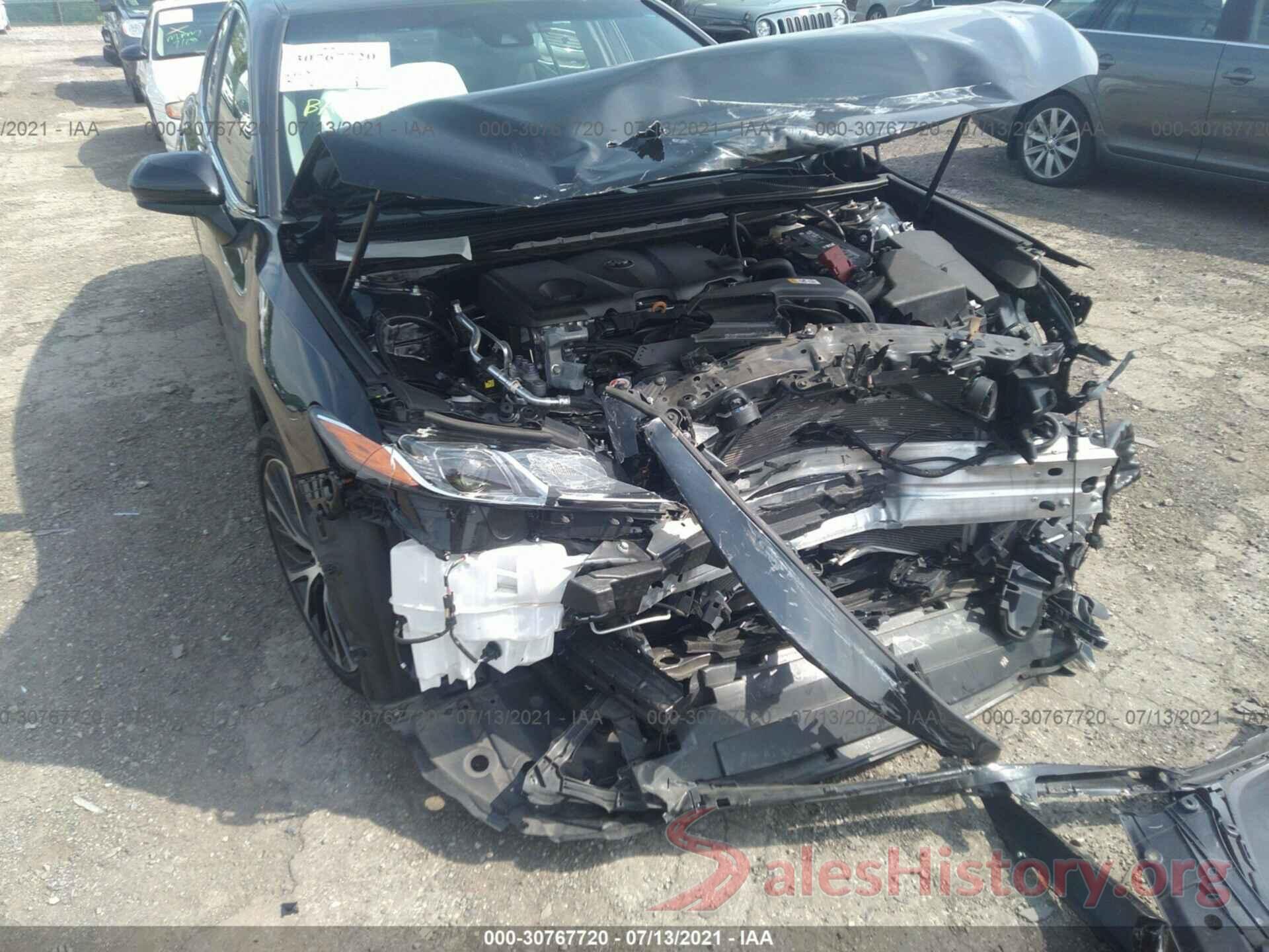 4T1B11HK4JU081169 2018 TOYOTA CAMRY