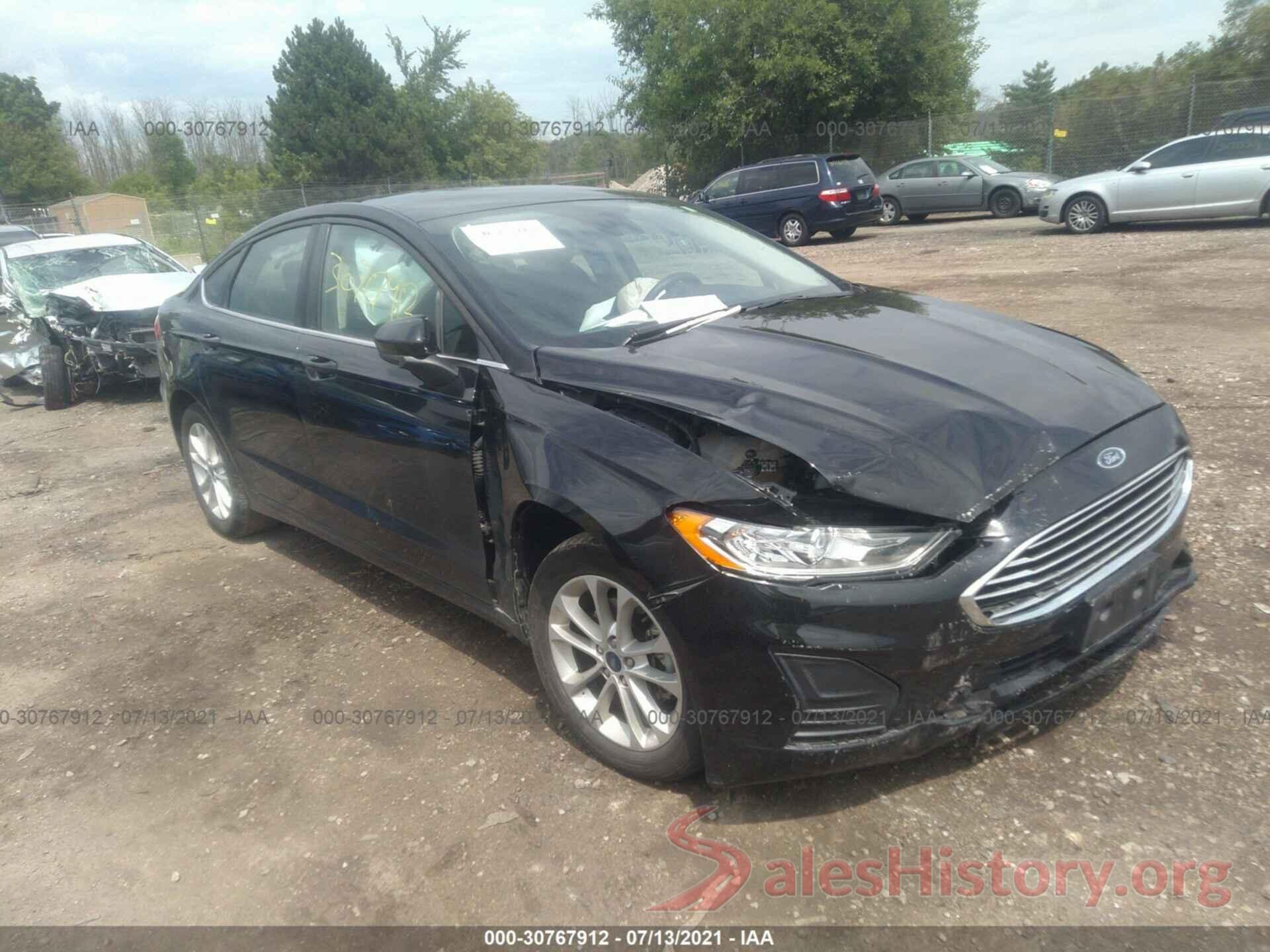 3FA6P0HD2KR230581 2019 FORD FUSION