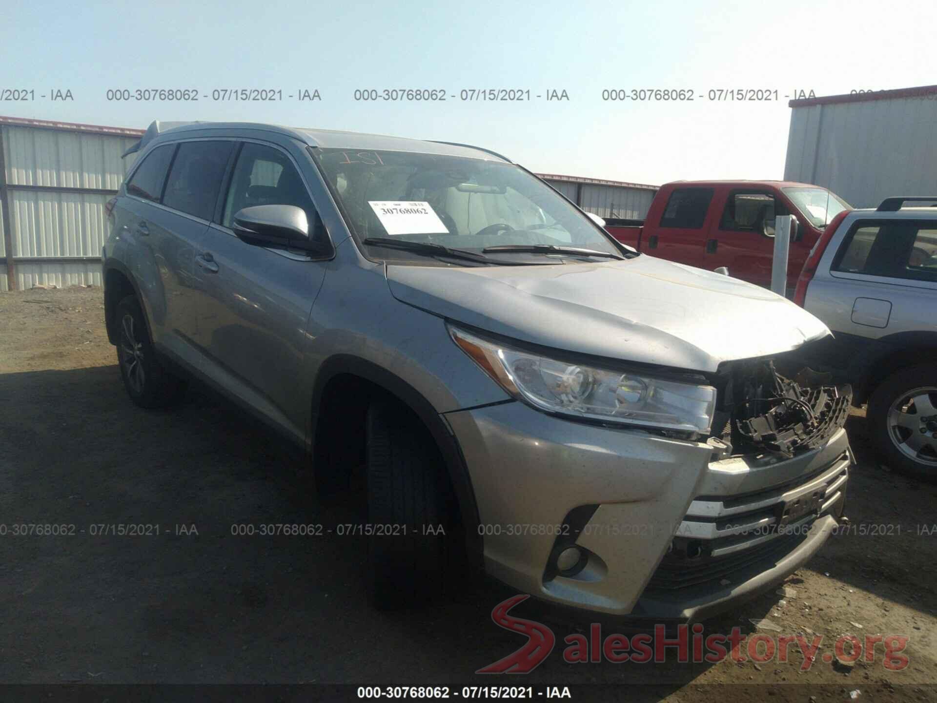 5TDJZRFH1KS941243 2019 TOYOTA HIGHLANDER