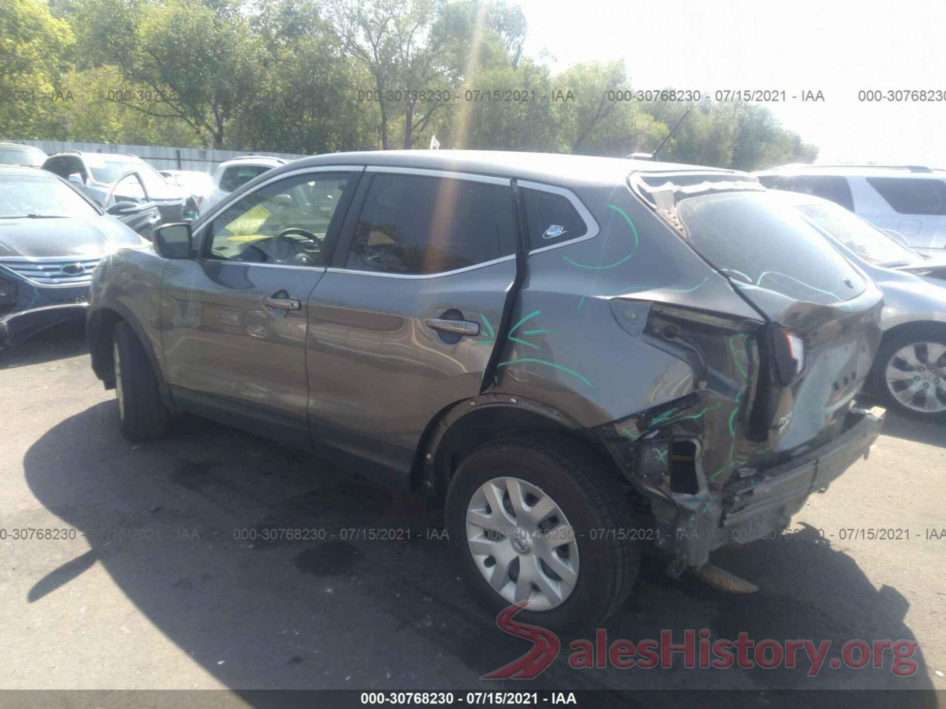 JN1BJ1CR4KW621461 2019 NISSAN ROGUE SPORT