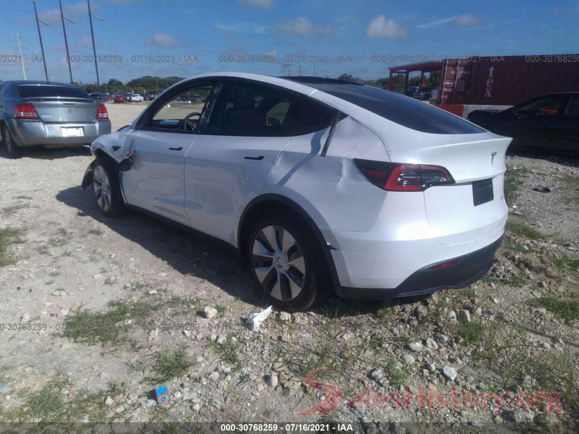 5YJYGDEE1MF099784 2021 TESLA MODEL Y