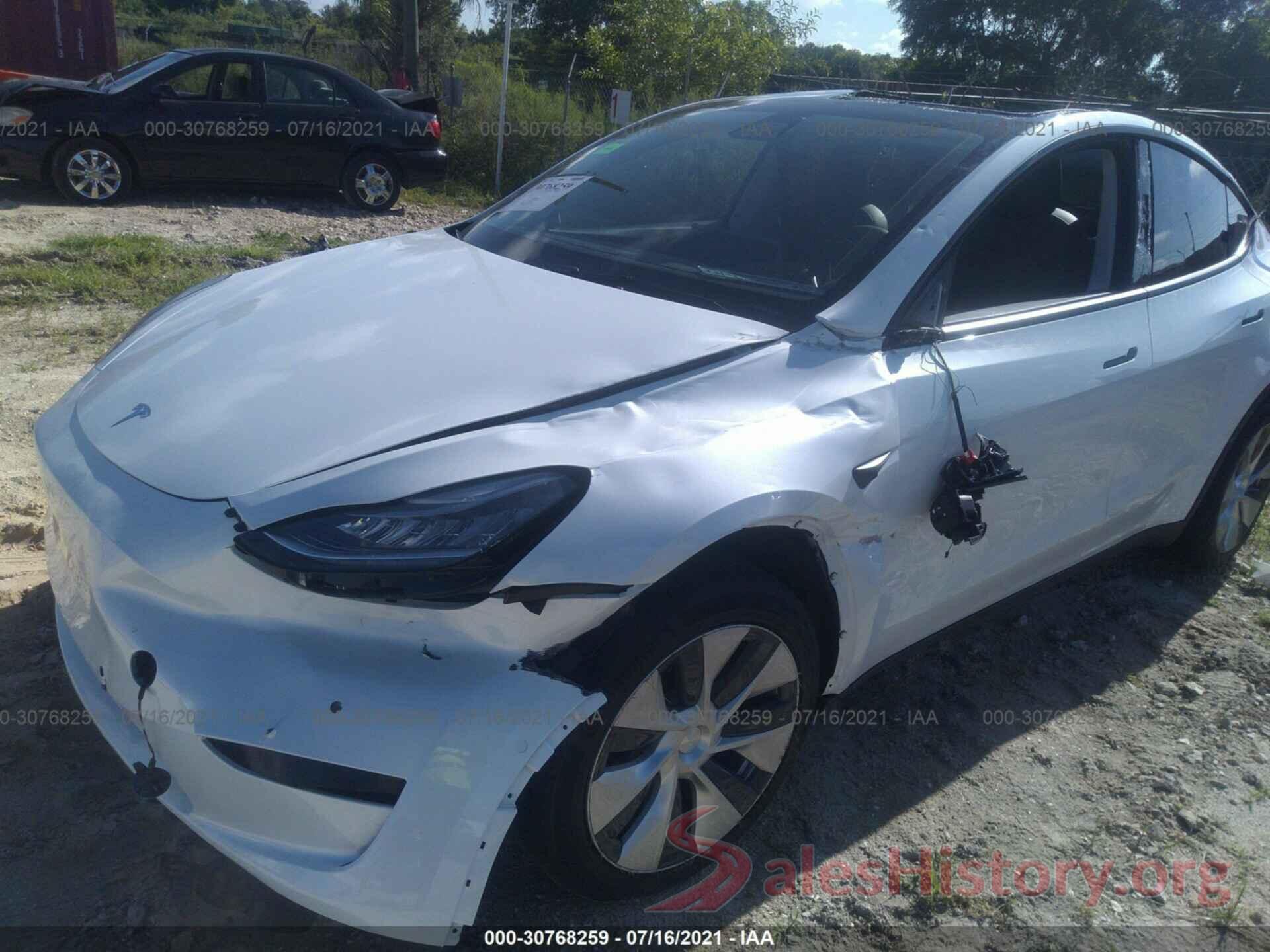 5YJYGDEE1MF099784 2021 TESLA MODEL Y