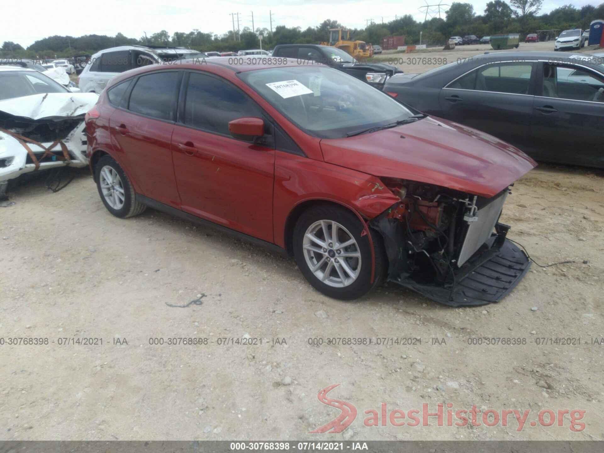 1FADP3K28JL319696 2018 FORD FOCUS