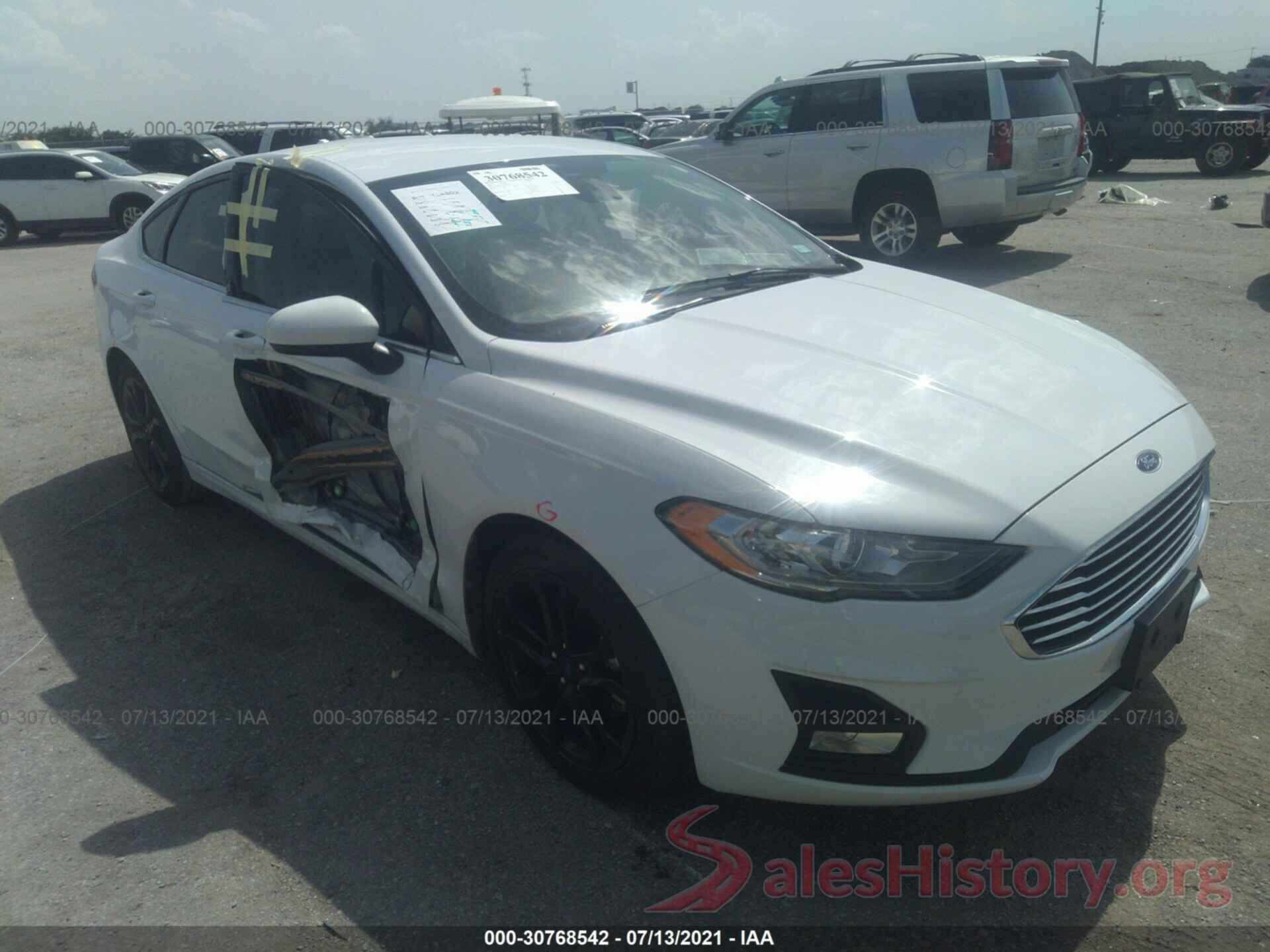 3FA6P0HD6KR132962 2019 FORD FUSION