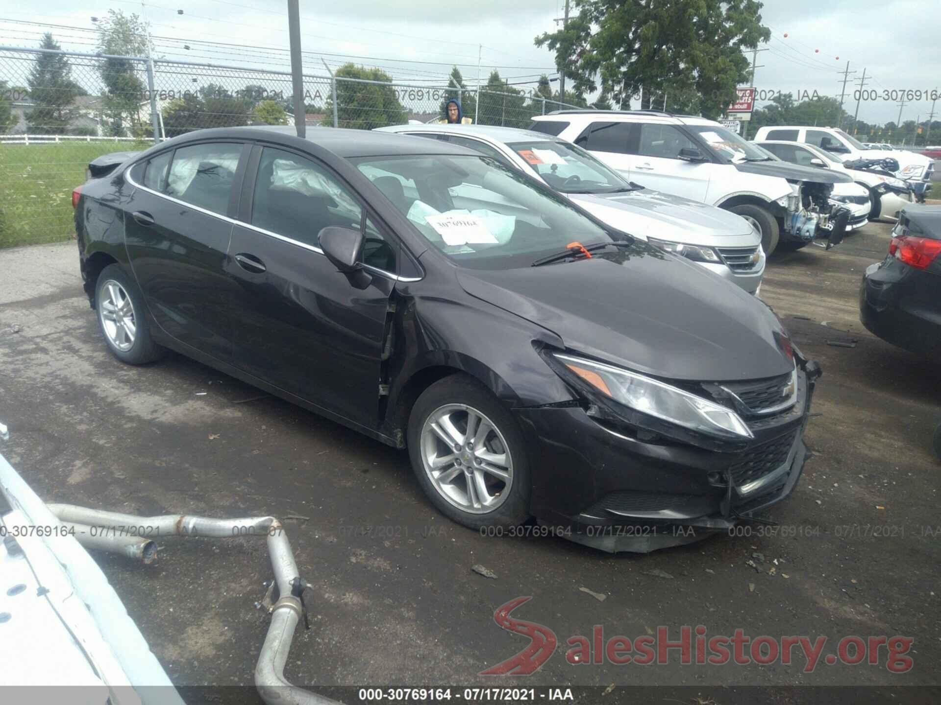 1G1BE5SM7H7139657 2017 CHEVROLET CRUZE