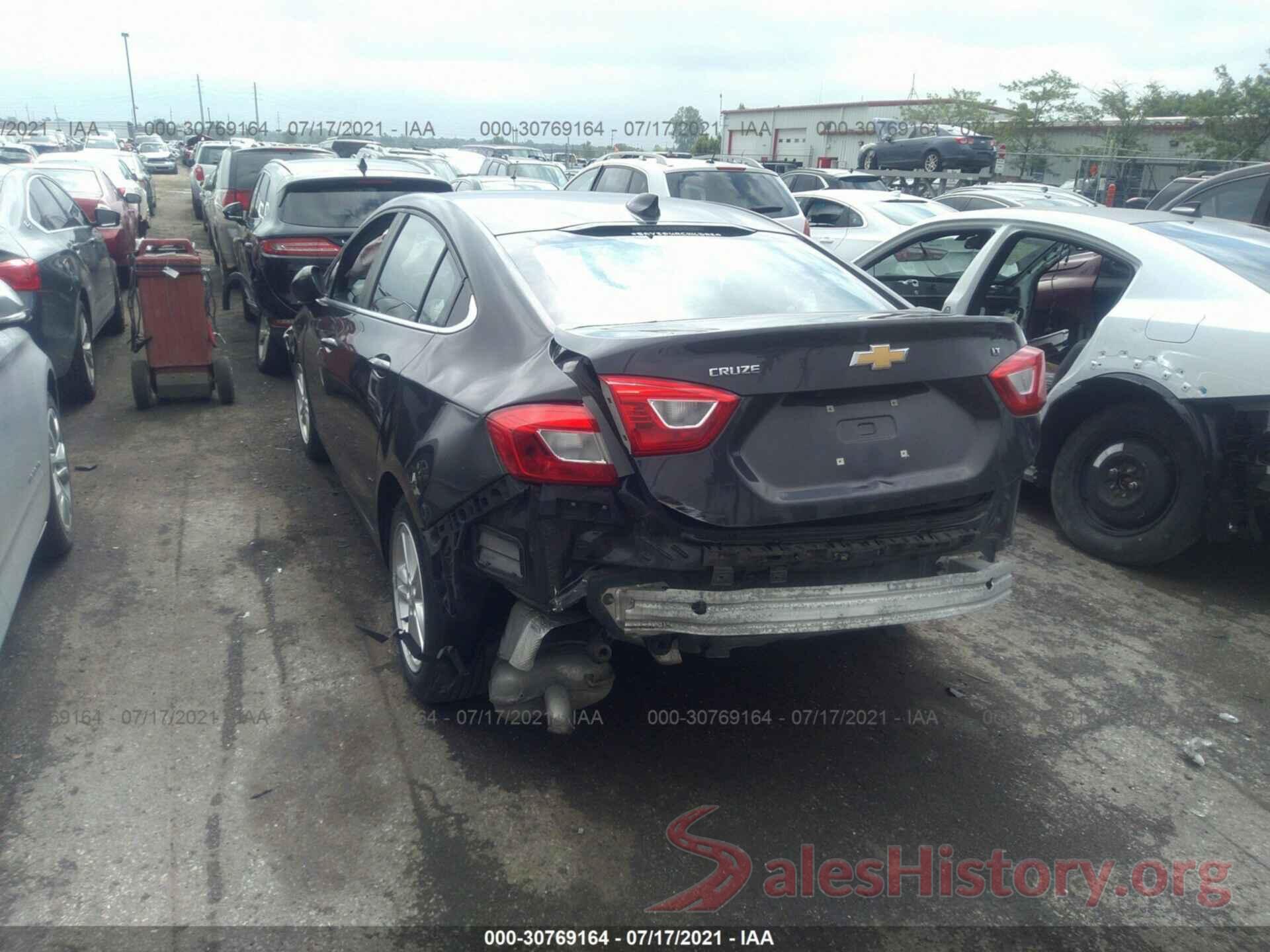 1G1BE5SM7H7139657 2017 CHEVROLET CRUZE