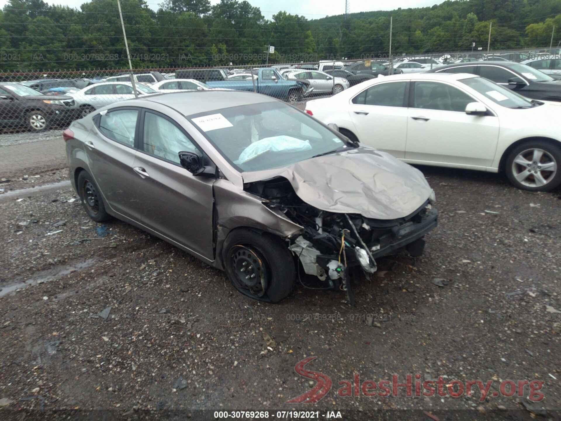 5NPDH4AE6GH685114 2016 HYUNDAI ELANTRA