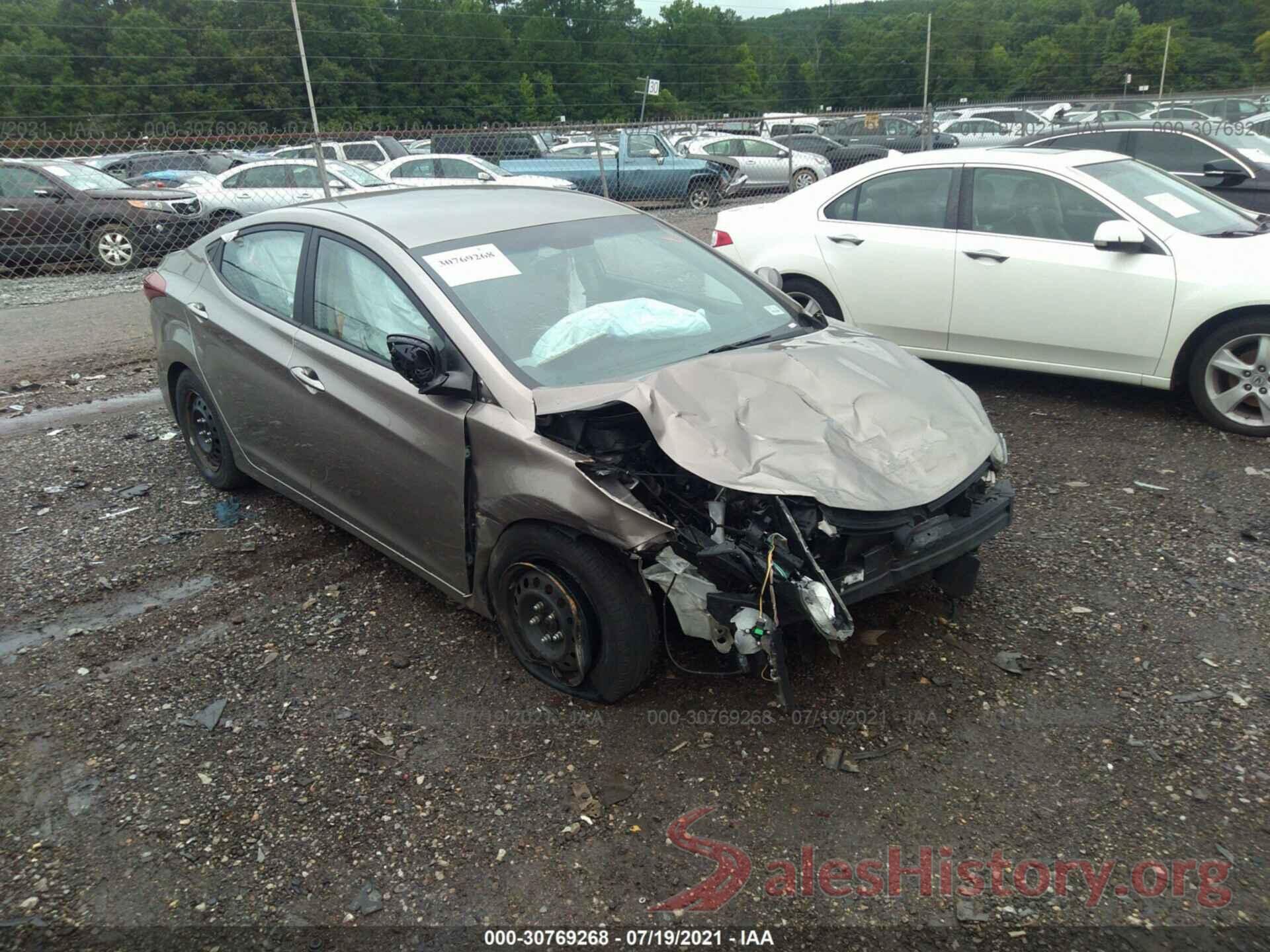 5NPDH4AE6GH685114 2016 HYUNDAI ELANTRA