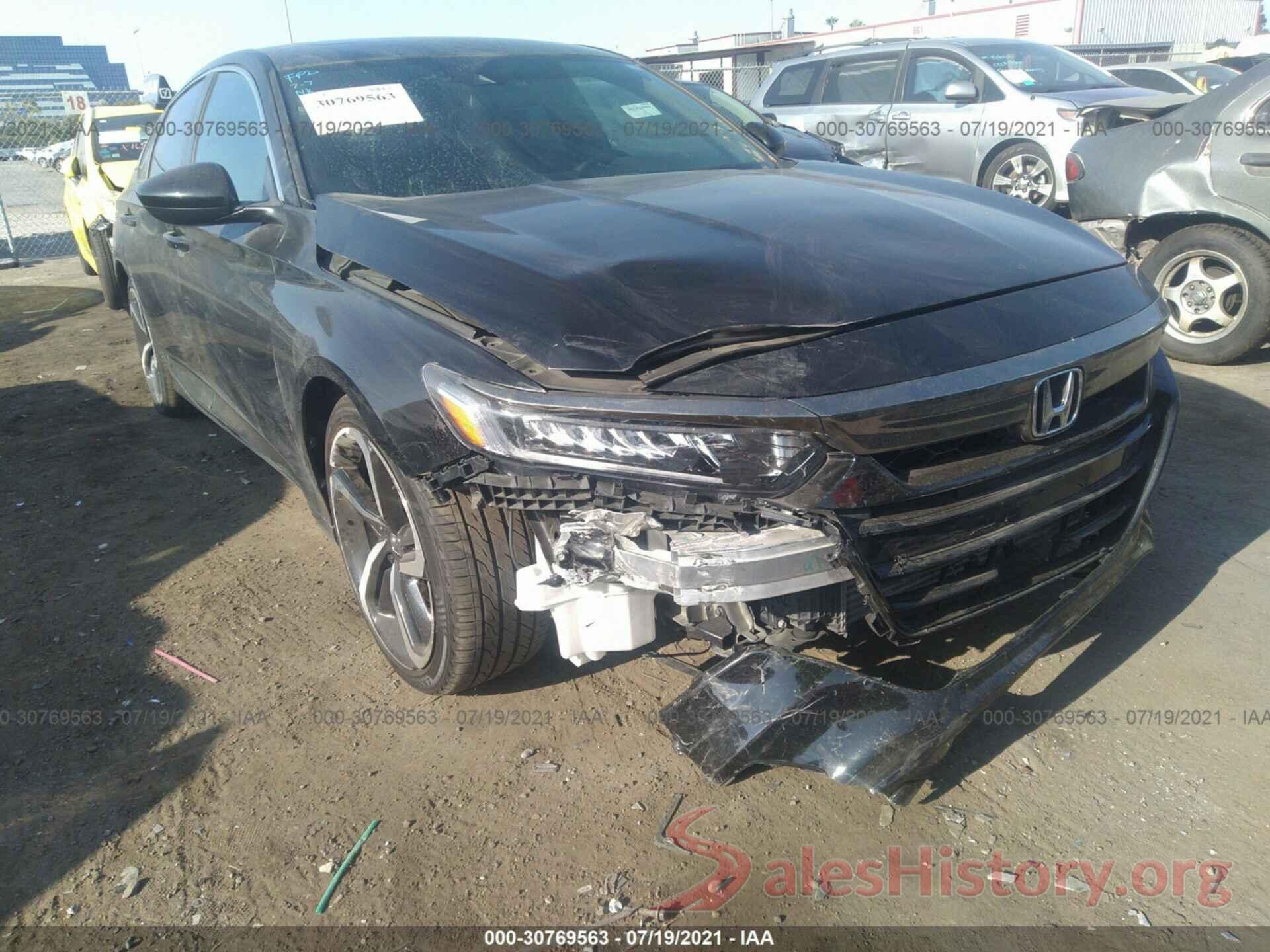 1HGCV2F35JA041474 2018 HONDA ACCORD SEDAN