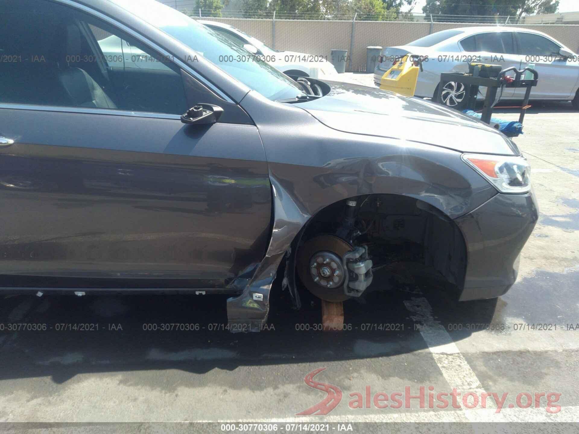 1HGCR2F15HA213984 2017 HONDA ACCORD SEDAN