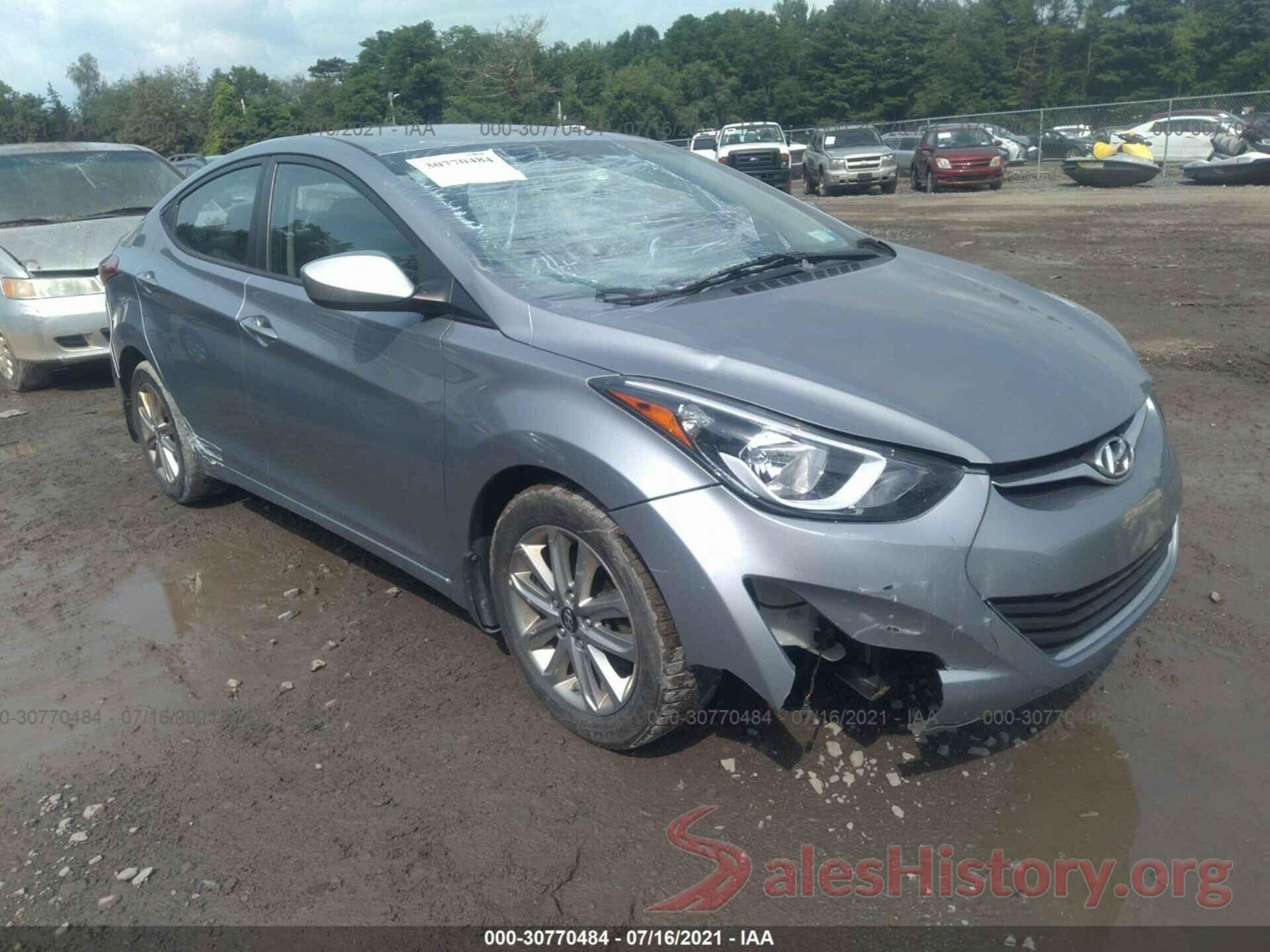 5NPDH4AE3GH797806 2016 HYUNDAI ELANTRA